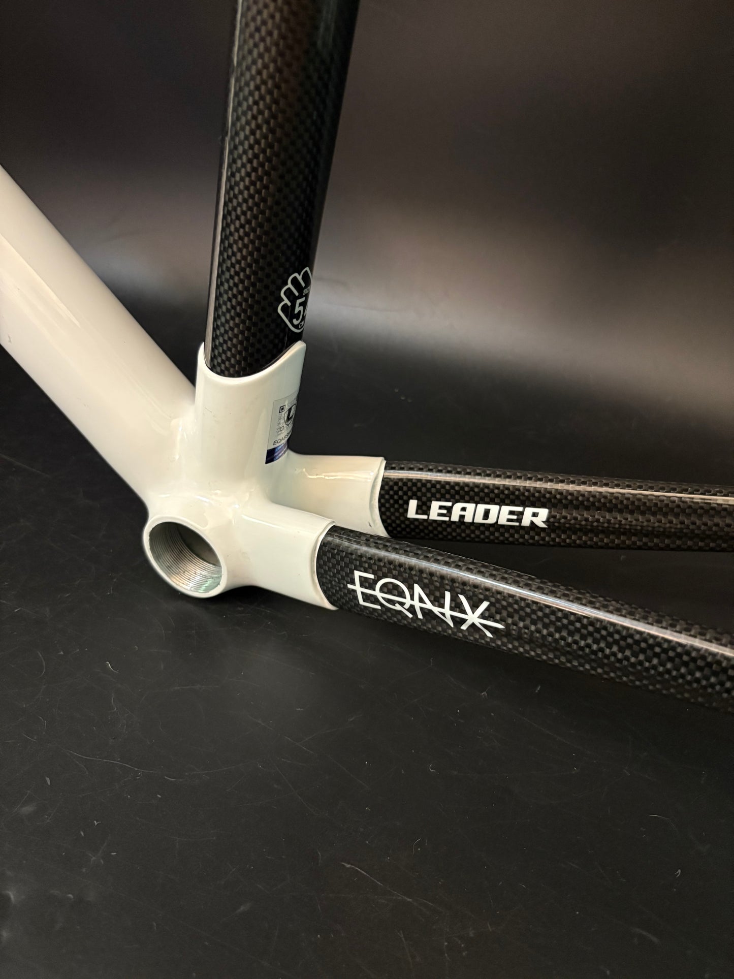 Leader EQNX Carbon Frameset White 54cm