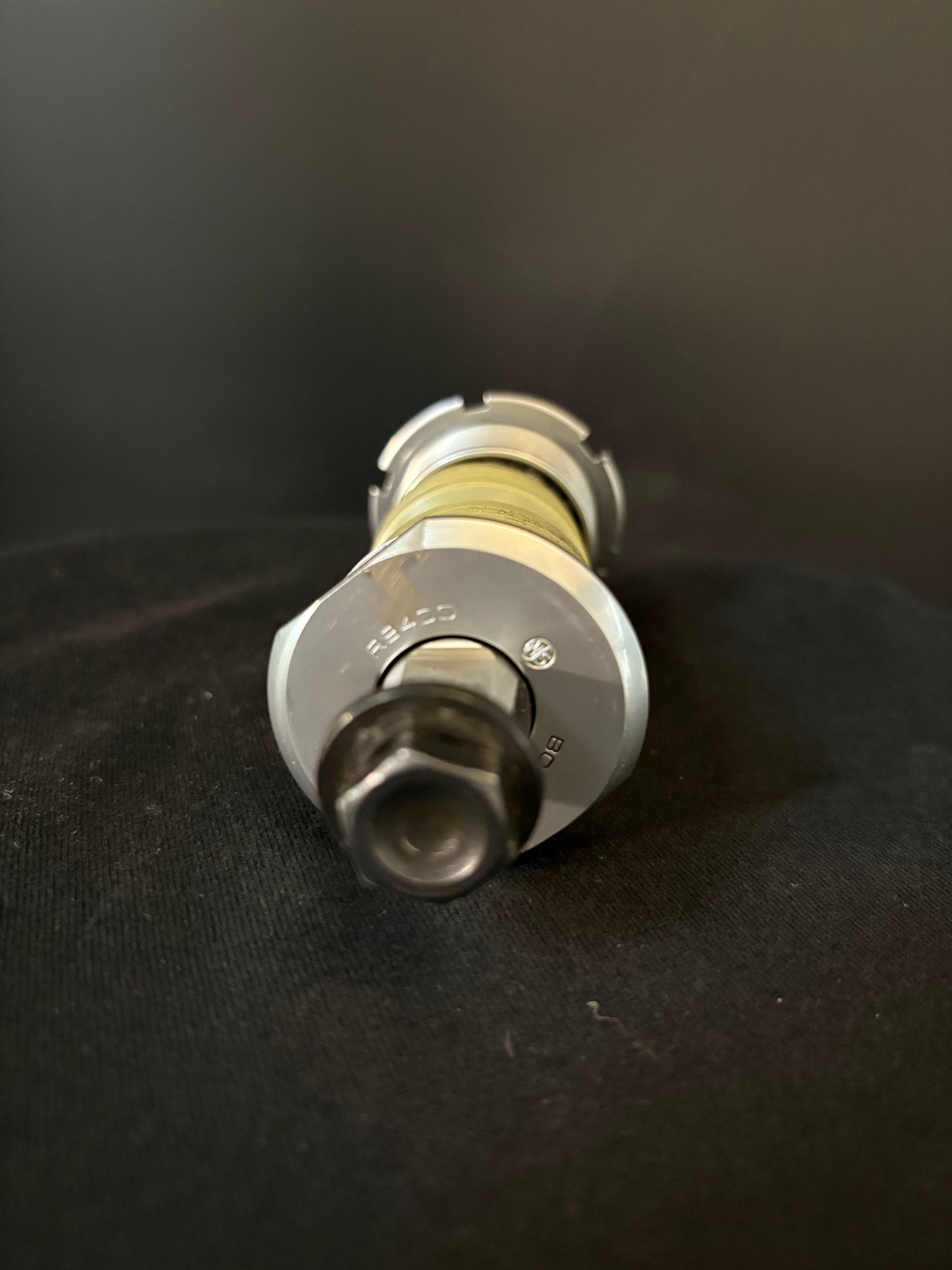 Hatta Swan R9400 Bottom Bracket NJS