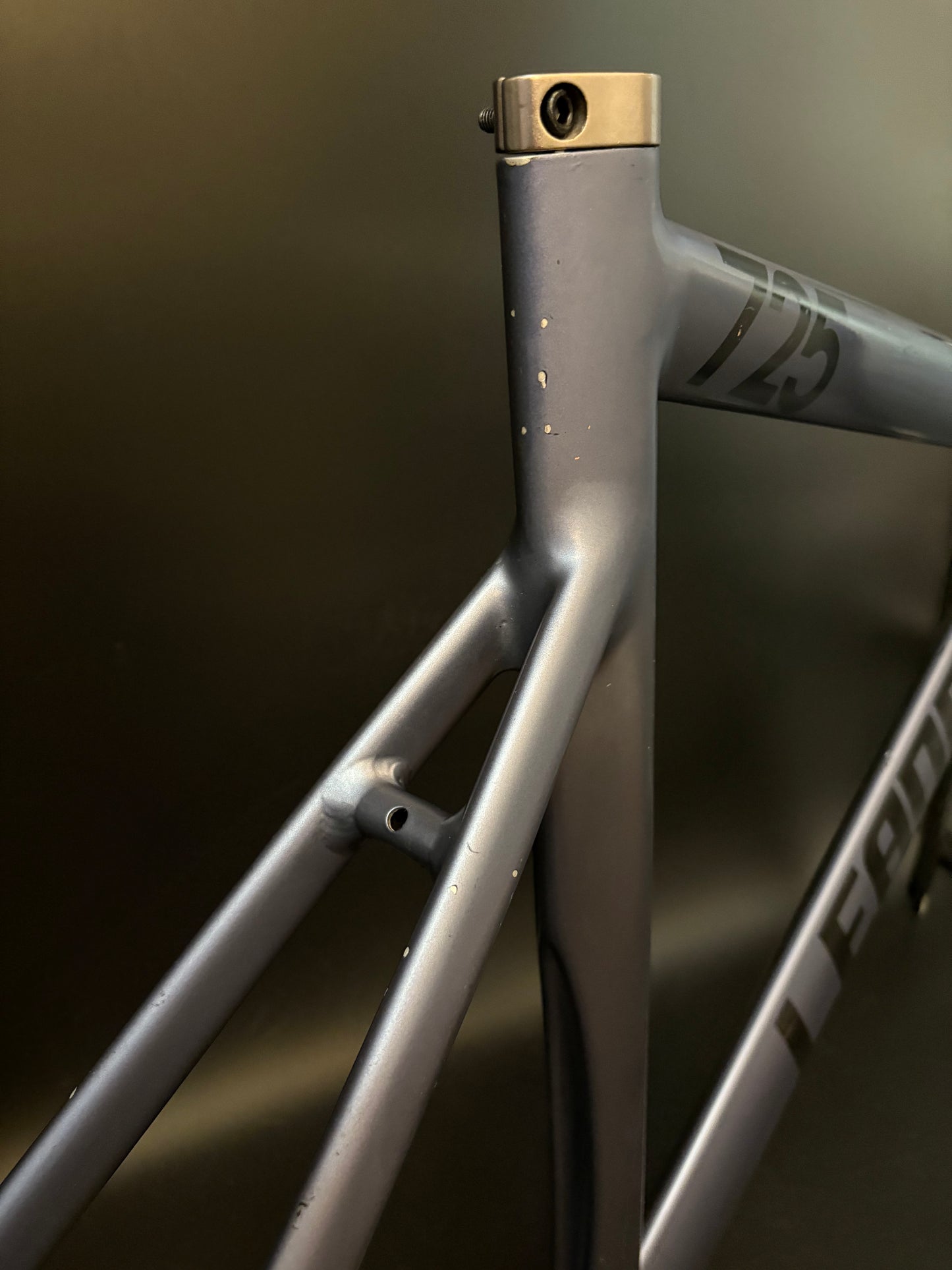 Leader 725 Frameset Pearlescent Blue 55cm