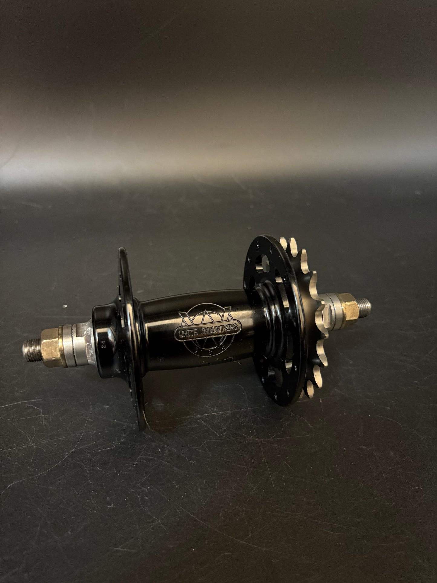 White Industries Rear Track Hub Black 24h w/ 17t Cog + Lockring