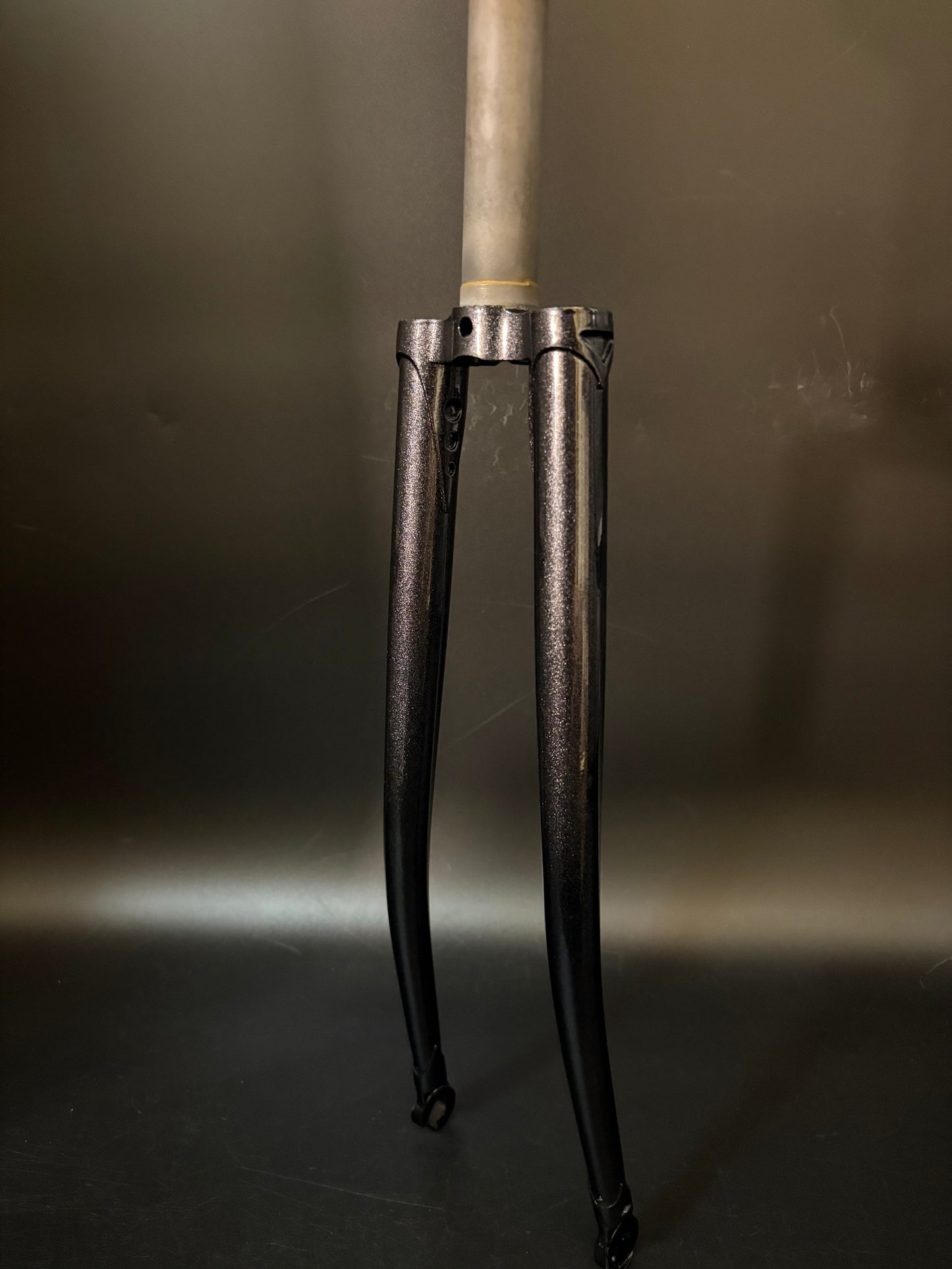 Affinity Track Fork Black Sparkle 1” Threaded 230mm