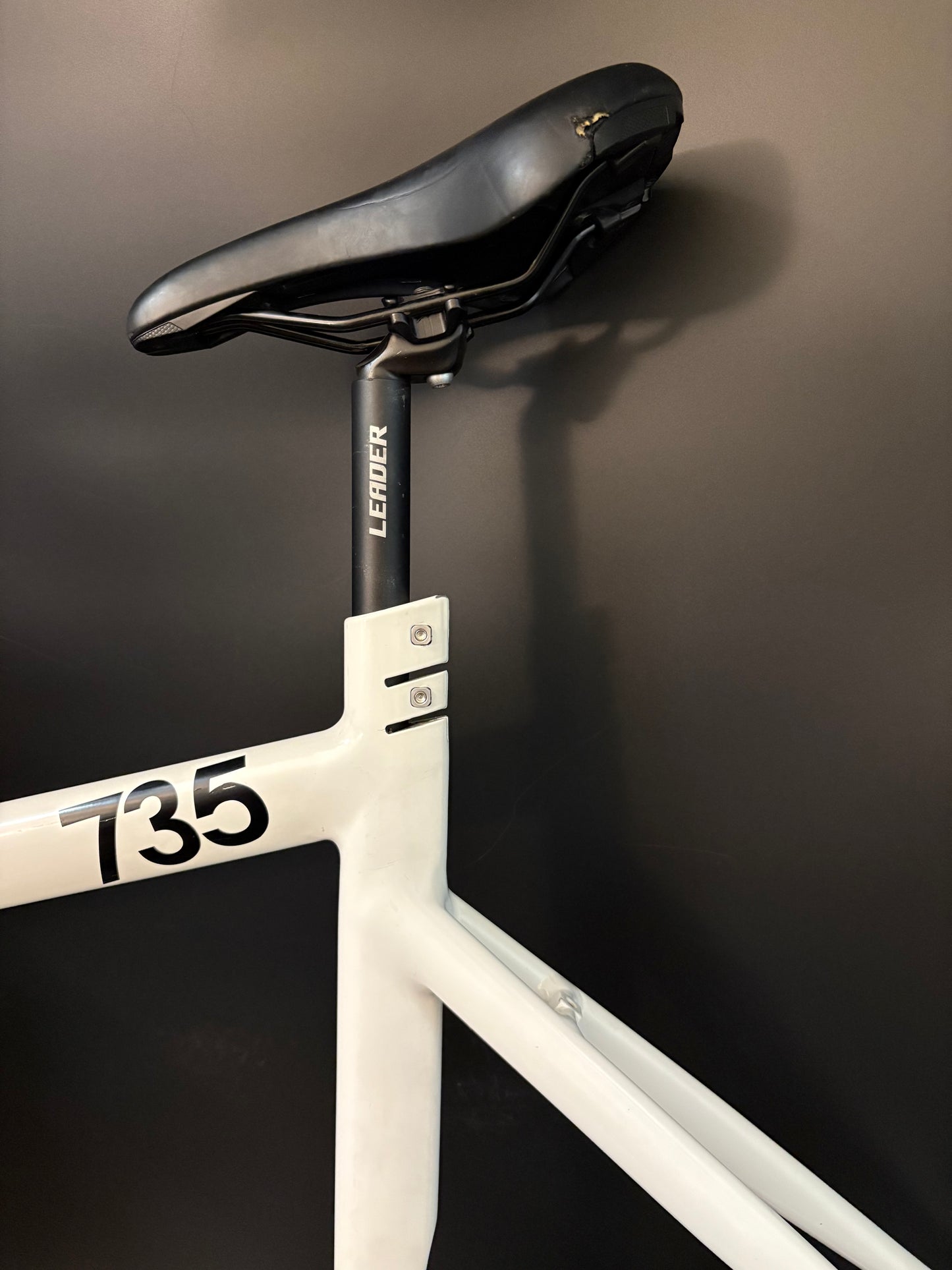 Leader 735 Frameset White 56cm w/ Stem + Bars + Saddle + Seatpost + Crankset