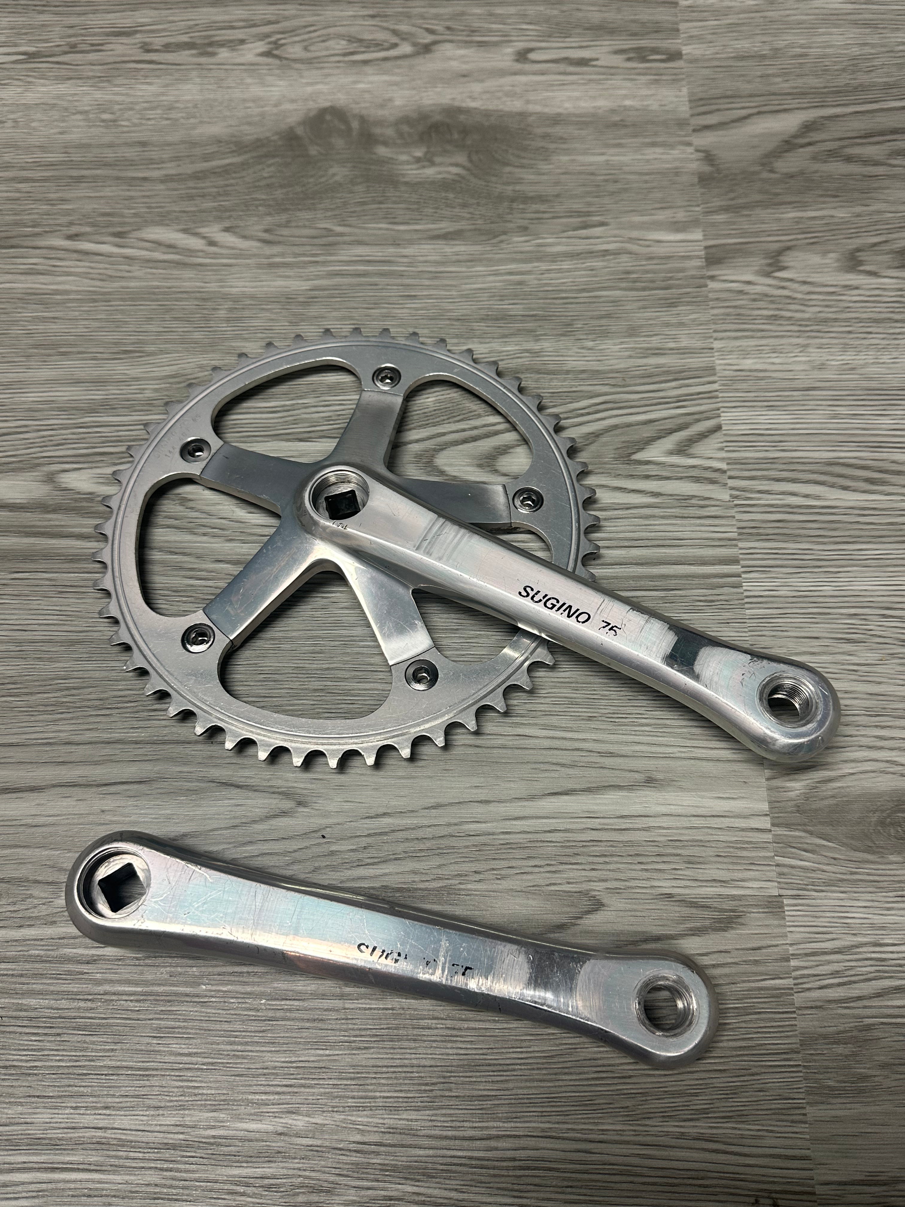 Sugino 75 Crankset Silver 175mm 48t