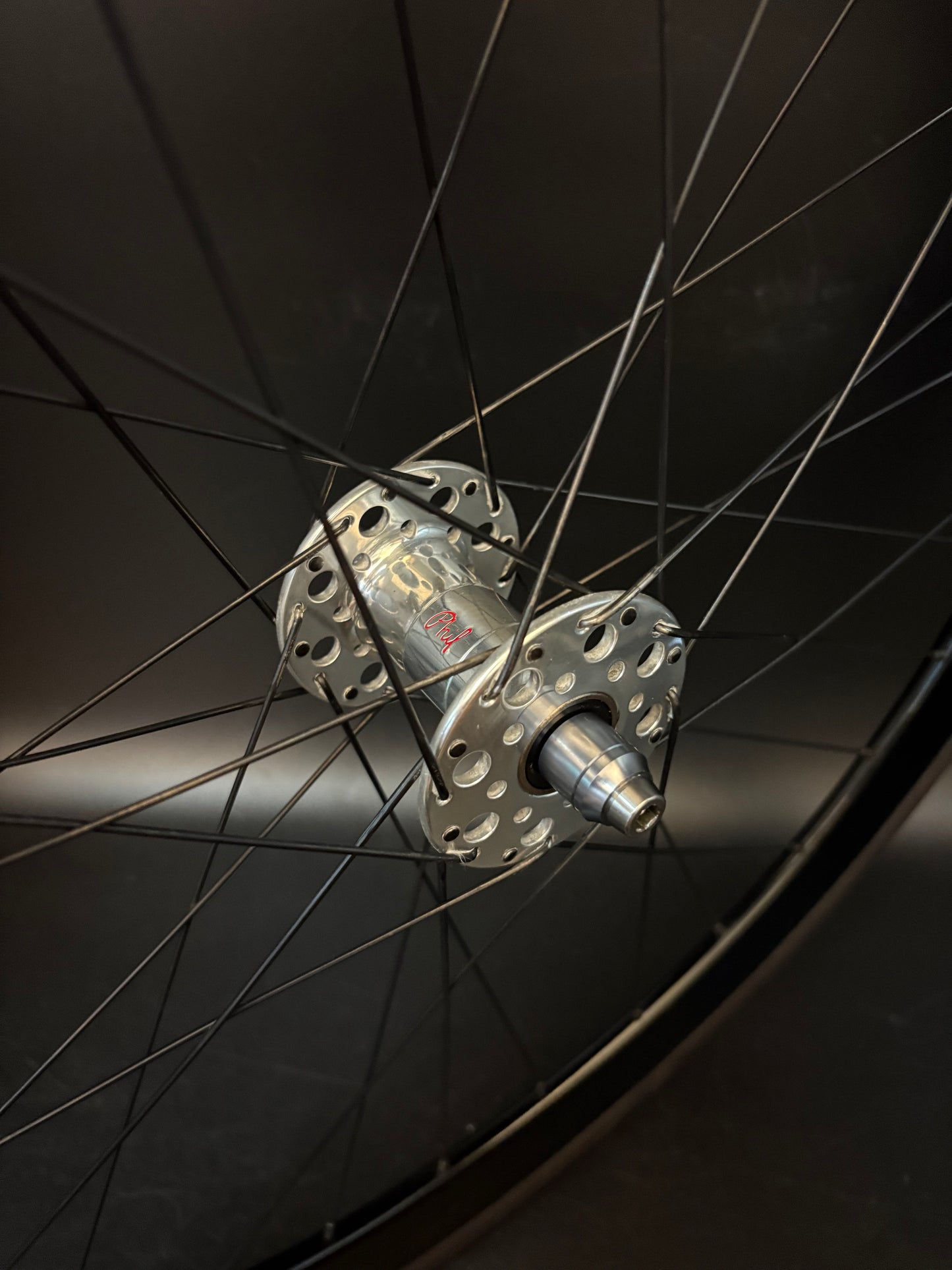 H Plus Son Eero Black / Phil Wood Pro HF Silver Wheelset 32h
