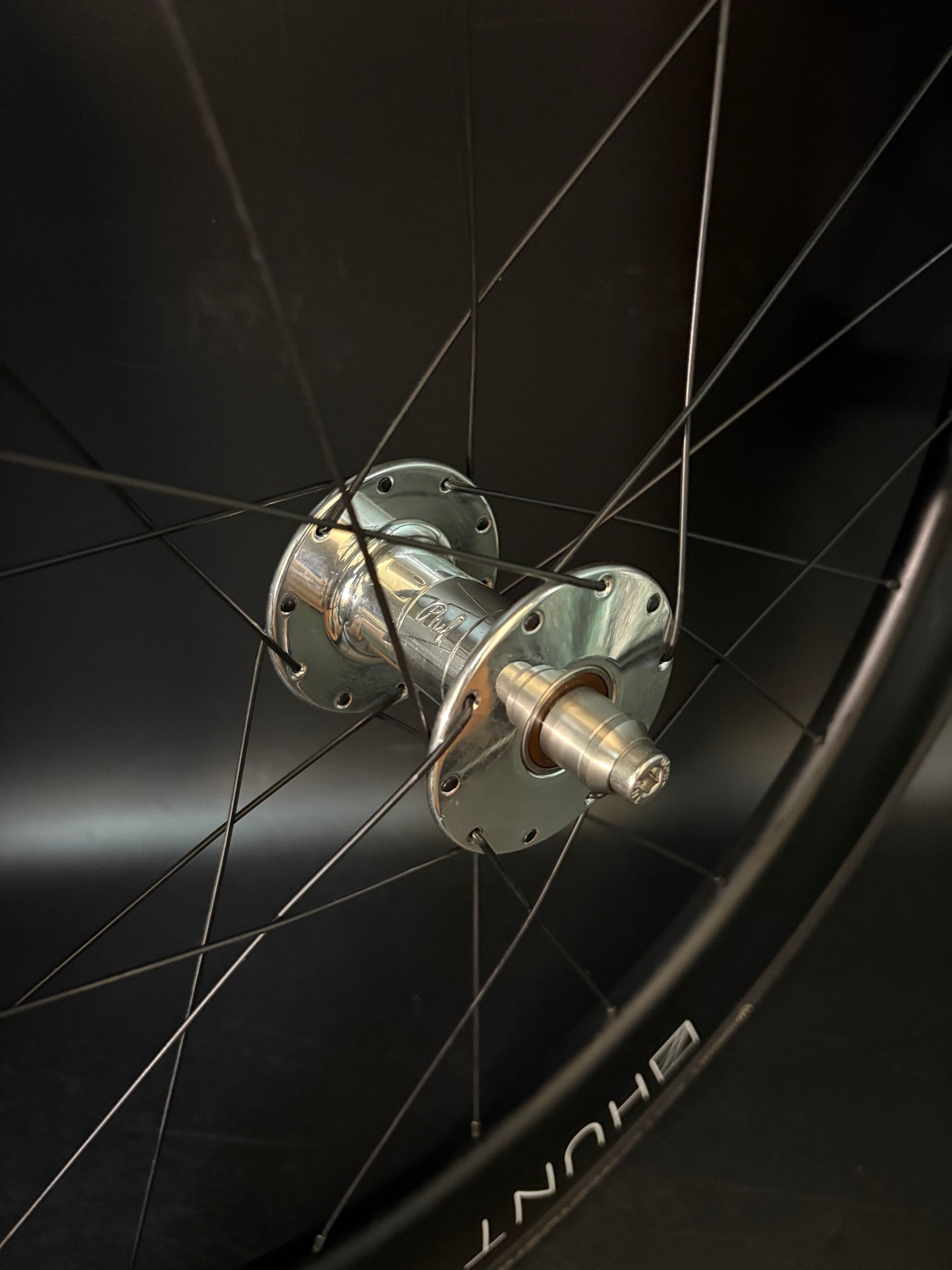 Hunt Aerodynamicist 82mm Carbon Clincher / Phil Wood Wheelset 20/24h