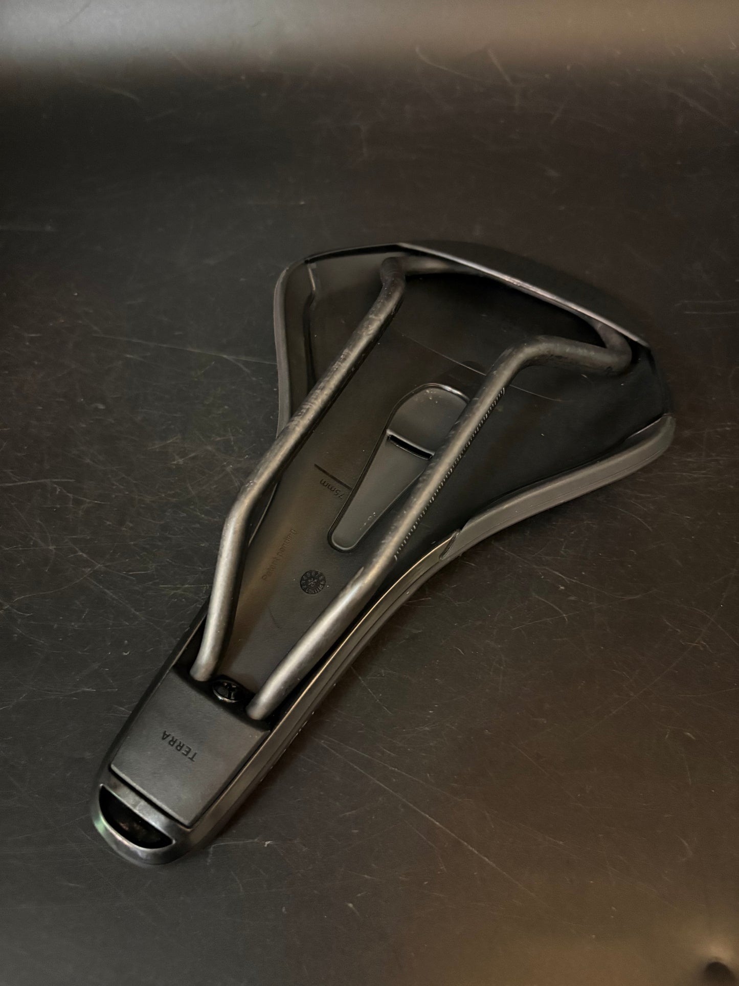 Fizik Ridon Saddle Black 145mm Carbon