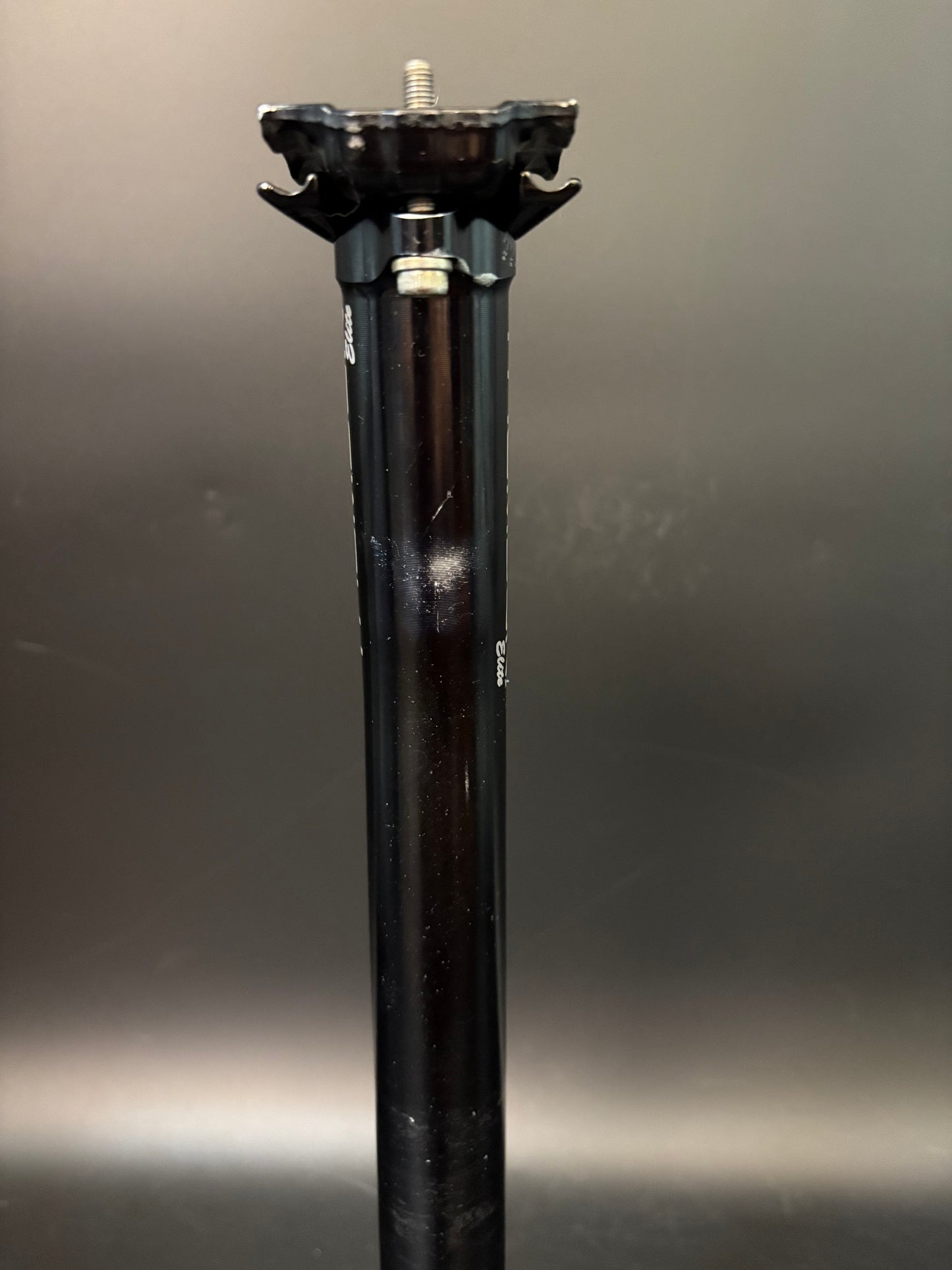 Thomson Elite Setback Seatpost Black 31.6 367mm