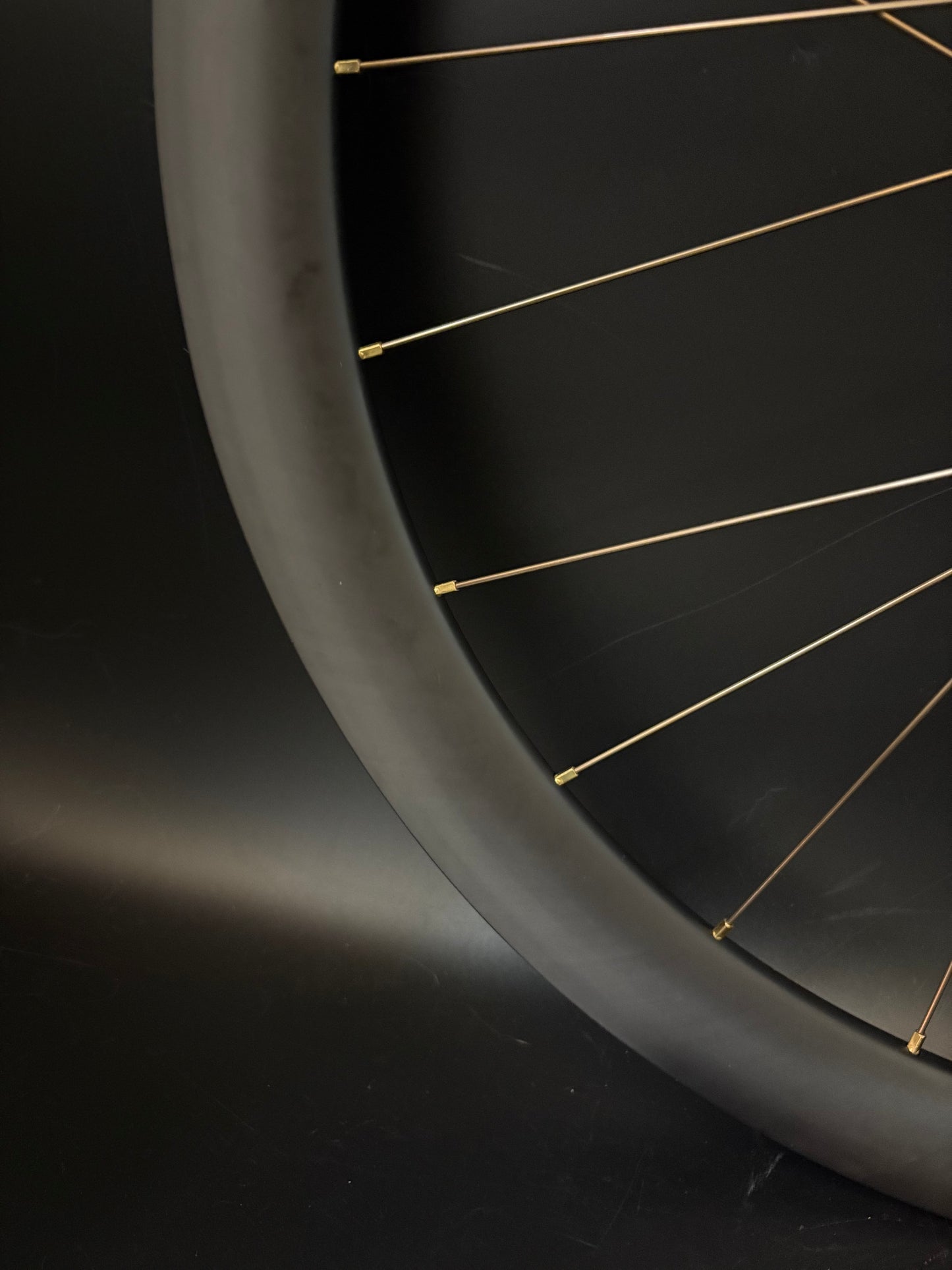 Light Bicycle Falcon Pro AR46 Carbon / Paul Hubs Black Wheelset 24h