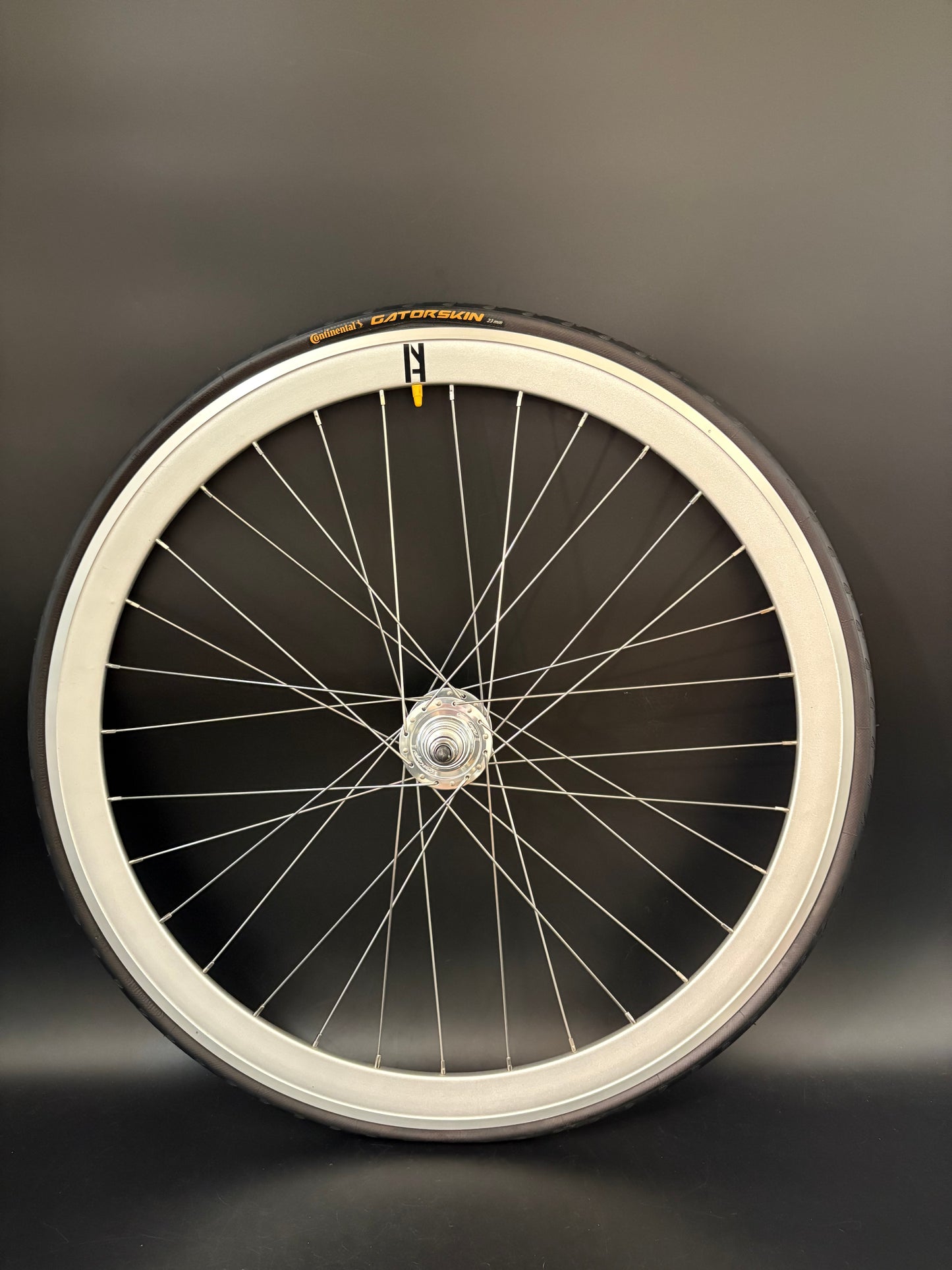 White Deep V / Origin 8 Wheelset 32h