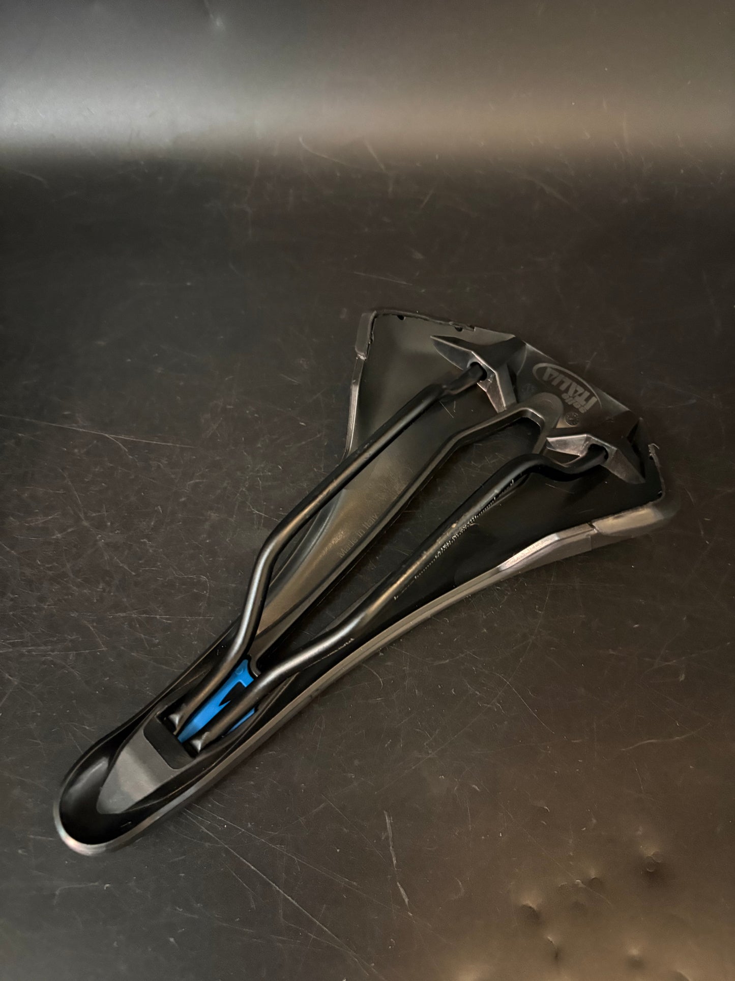 Selle X-LR Superflow Saddle Black