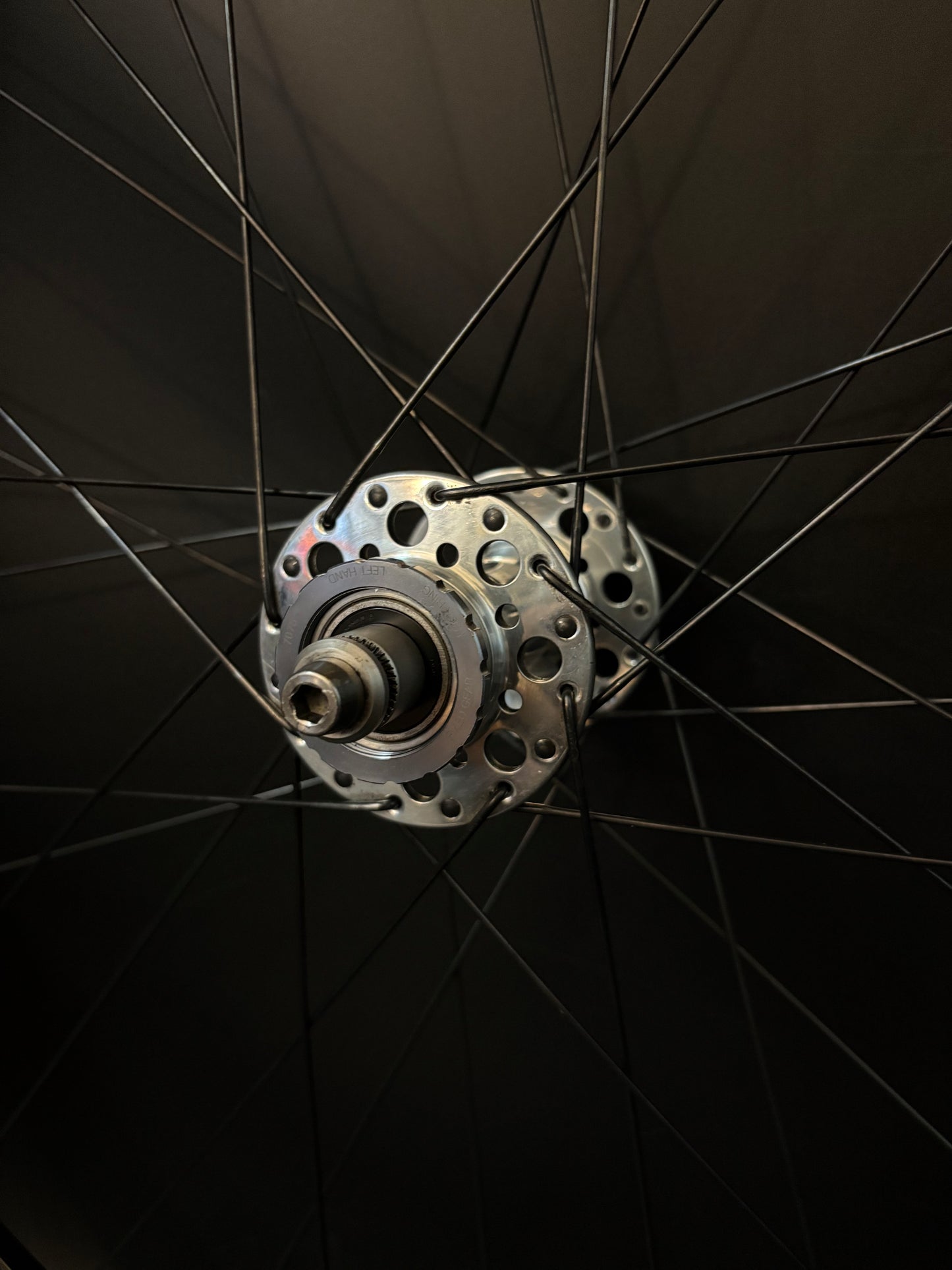 H Plus Son Eero Black / Phil Wood Pro HF Silver Wheelset 32h