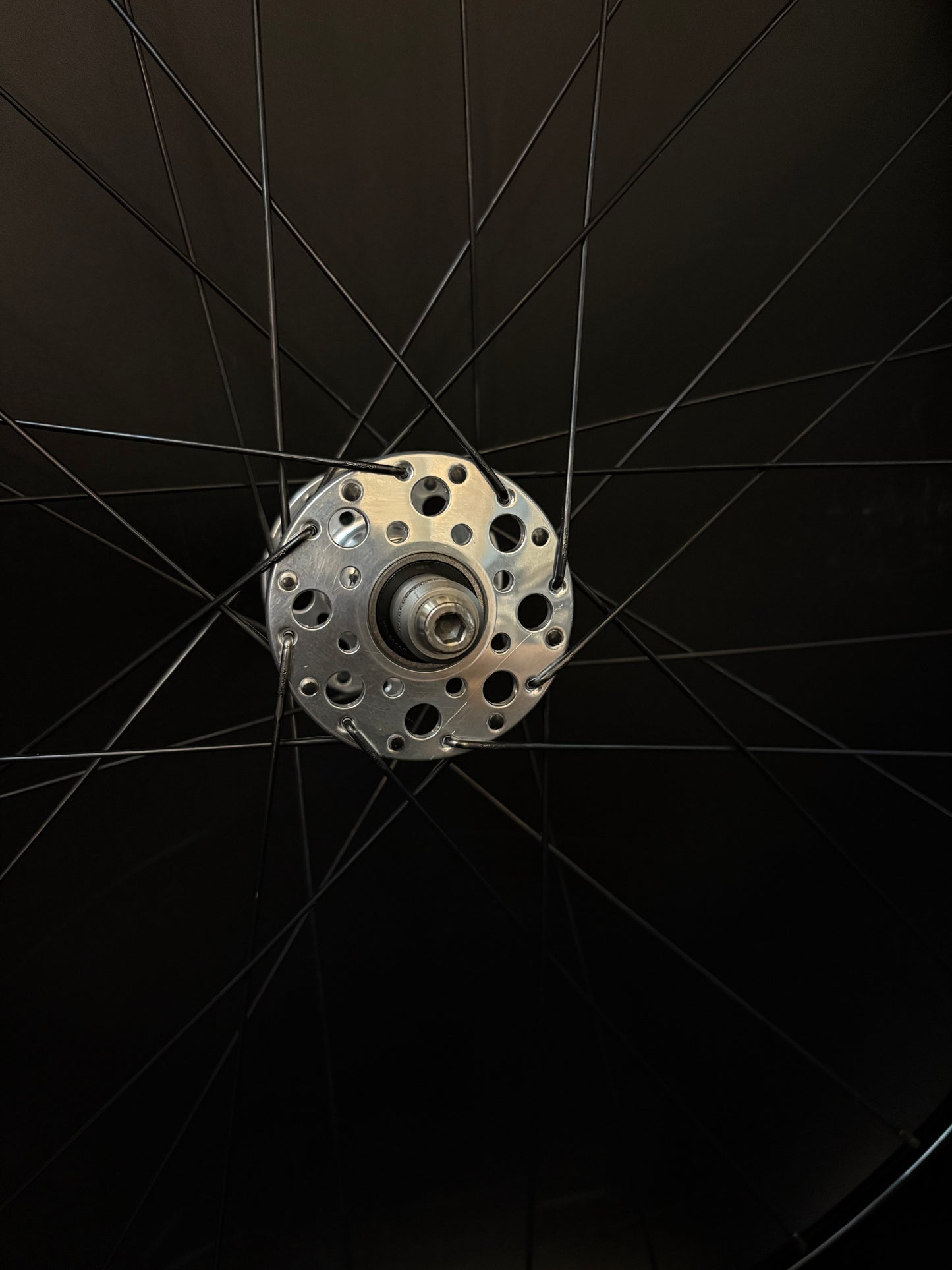 H Plus Son Eero Black / Phil Wood Pro HF Silver Wheelset 32h