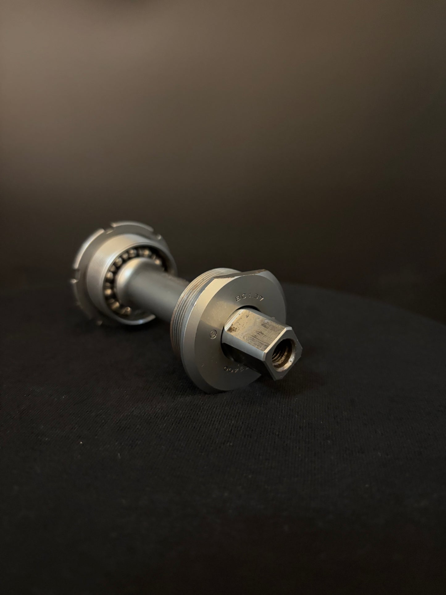 Hatta Swan R9400 NJS Bottom Bracket