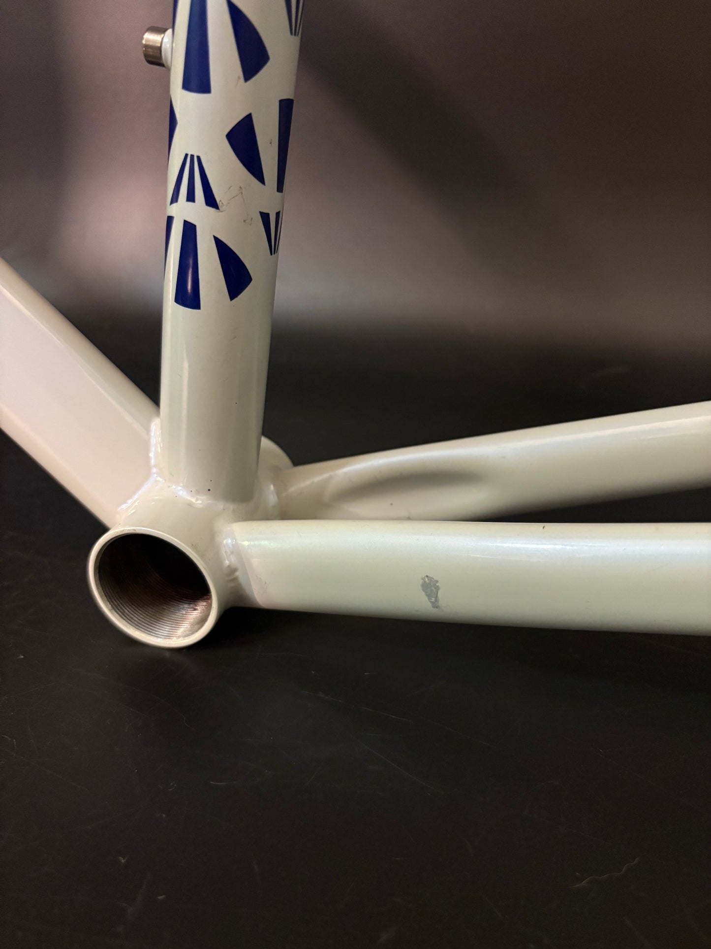 Affinity Lo Pro Frameset 18 Percent Grey Small