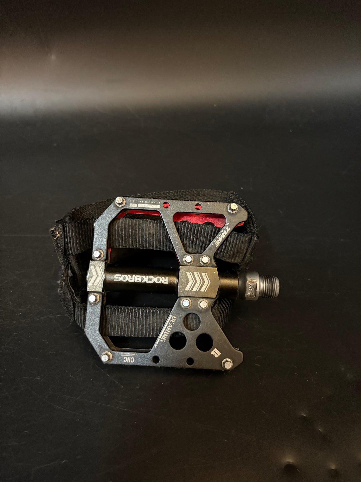 Rockbros / Origin 8 Straps Pedal Setup