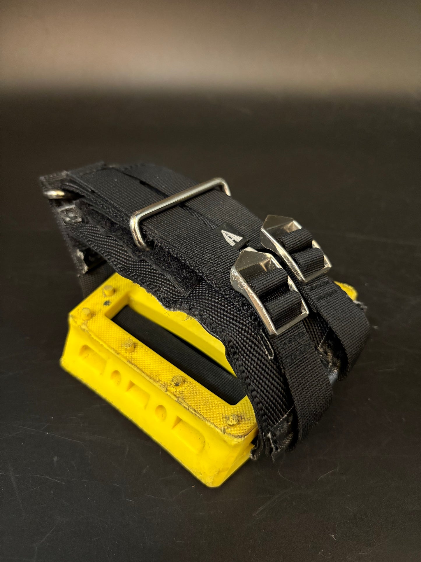 Theory Platform Pedals Yellow / Straps Pedal Setup