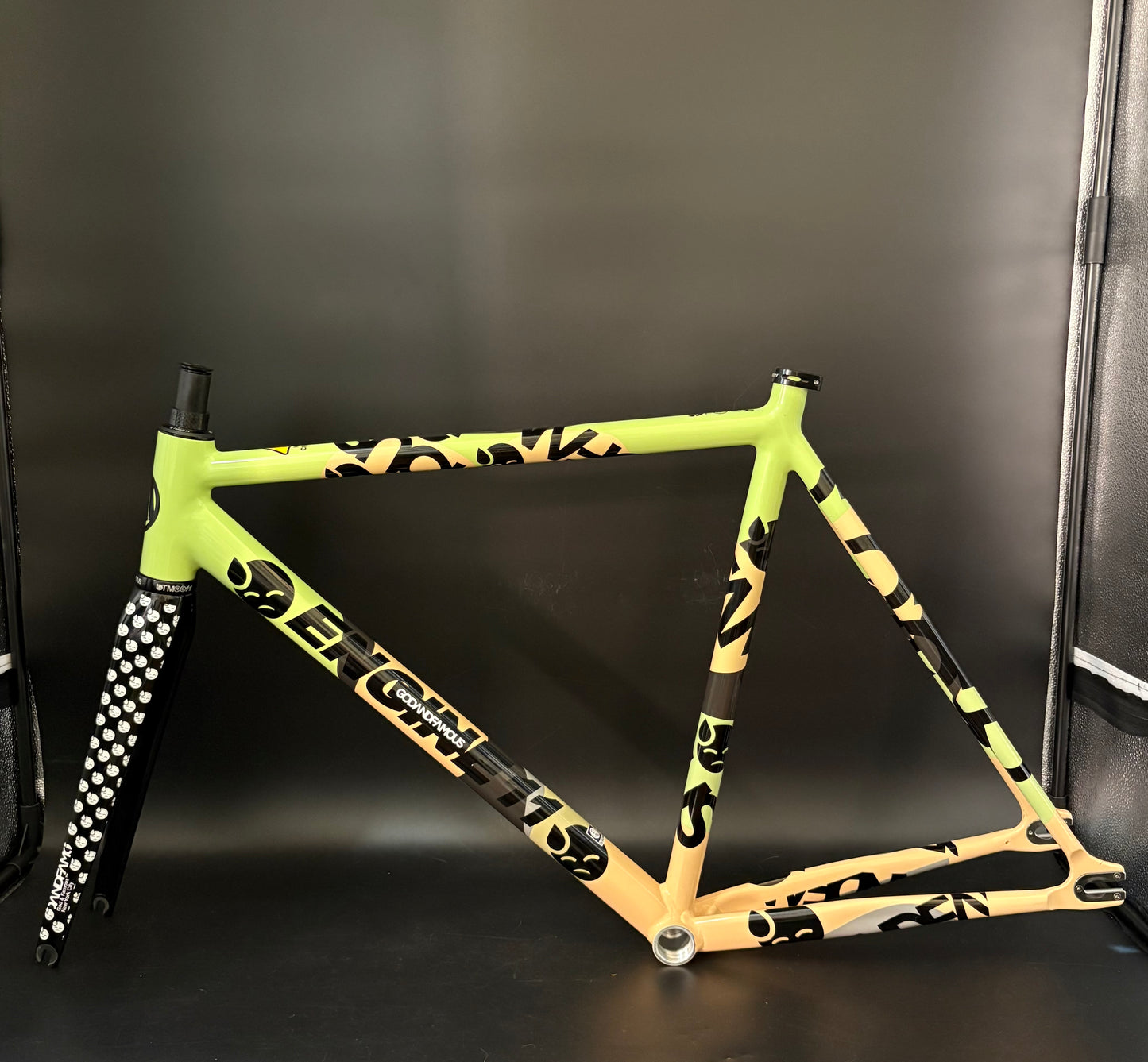 Engine 11 Crit D Frameset God & Famous Large