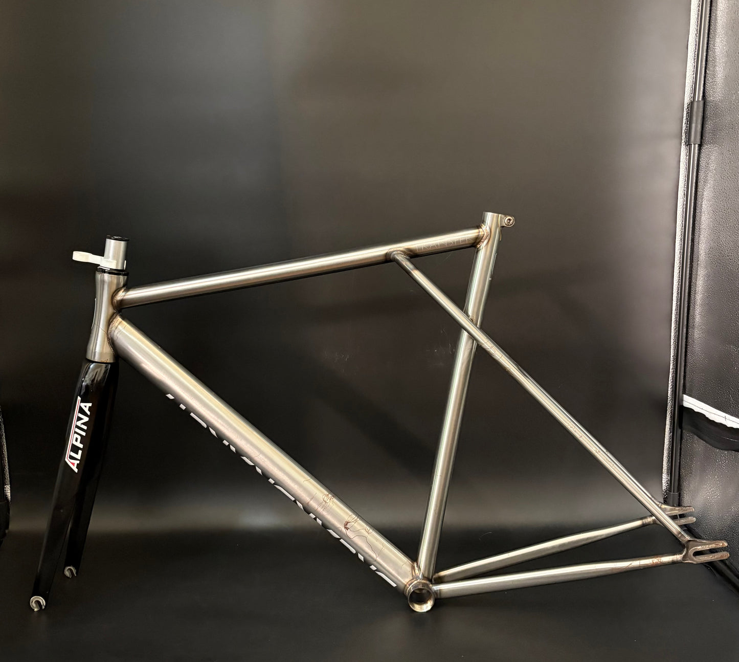 BreakBrake17 Transfer Frameset Raw 53cm
