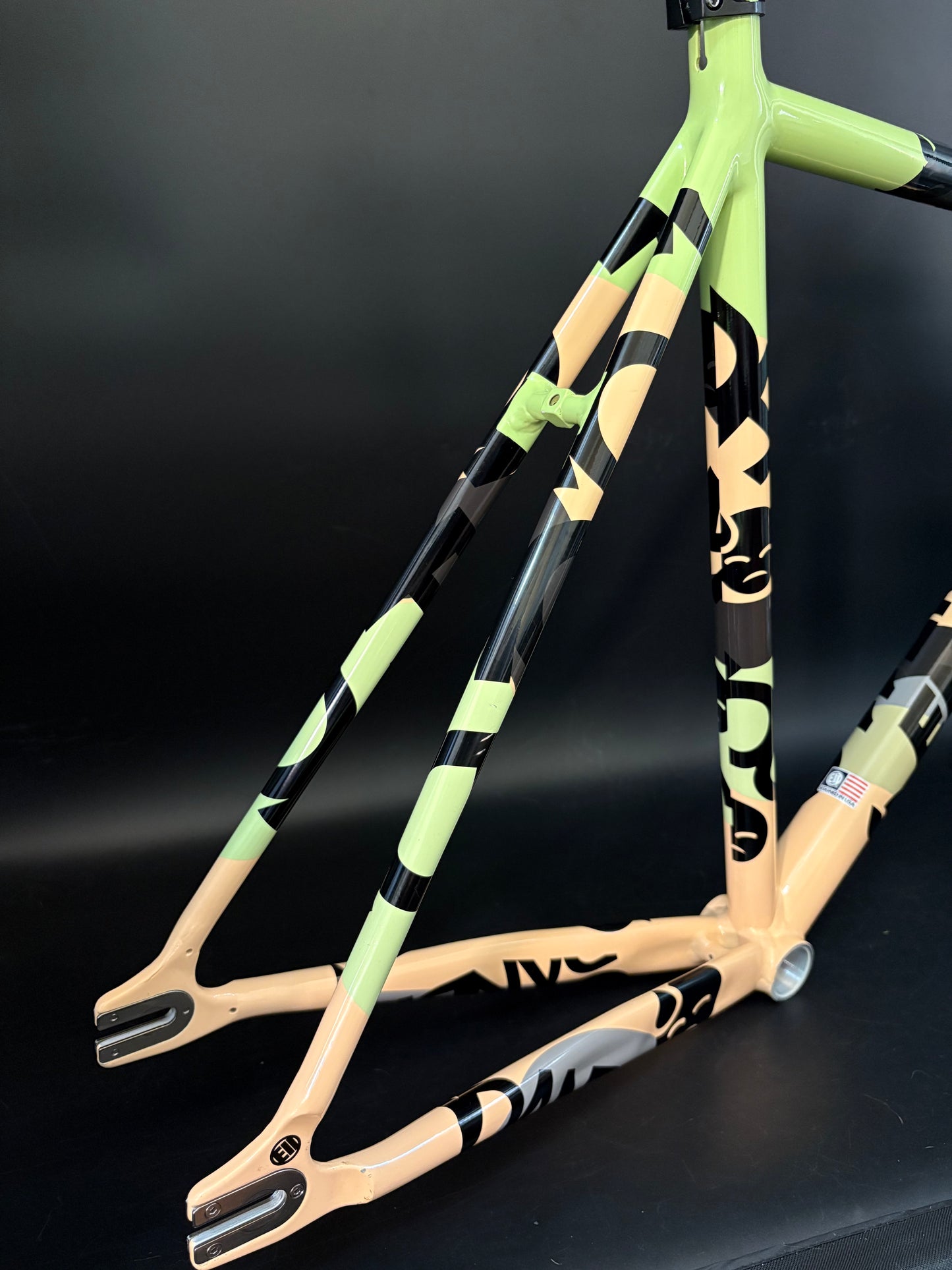 Engine 11 Crit D Frameset God & Famous Large