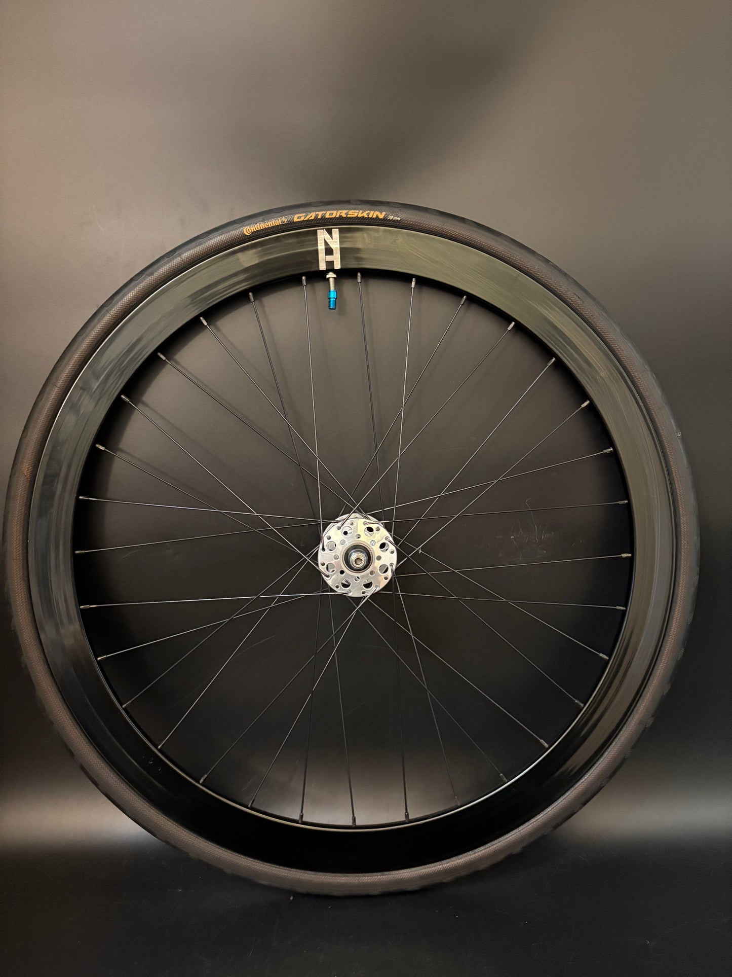 H Plus Son Eero Black / Phil Wood Pro HF Silver Wheelset 32h