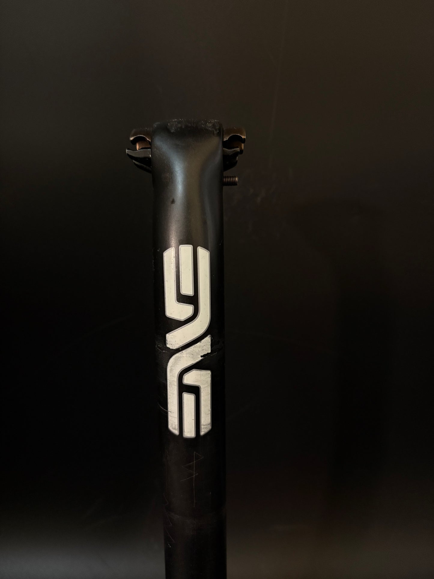 Enve White Logo Setback Seatpost Carbon 31.6 300mm