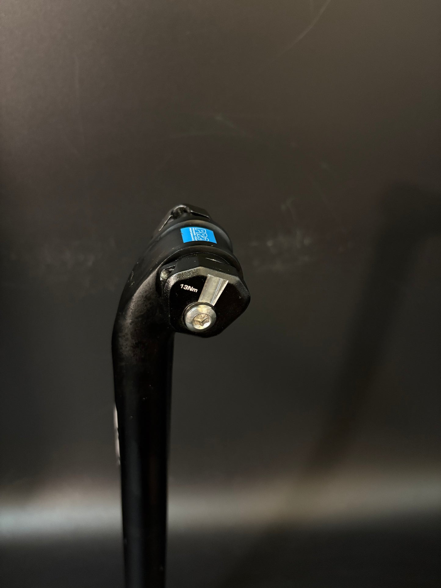 Pro PLT Seatpost Black 27.2 400mm