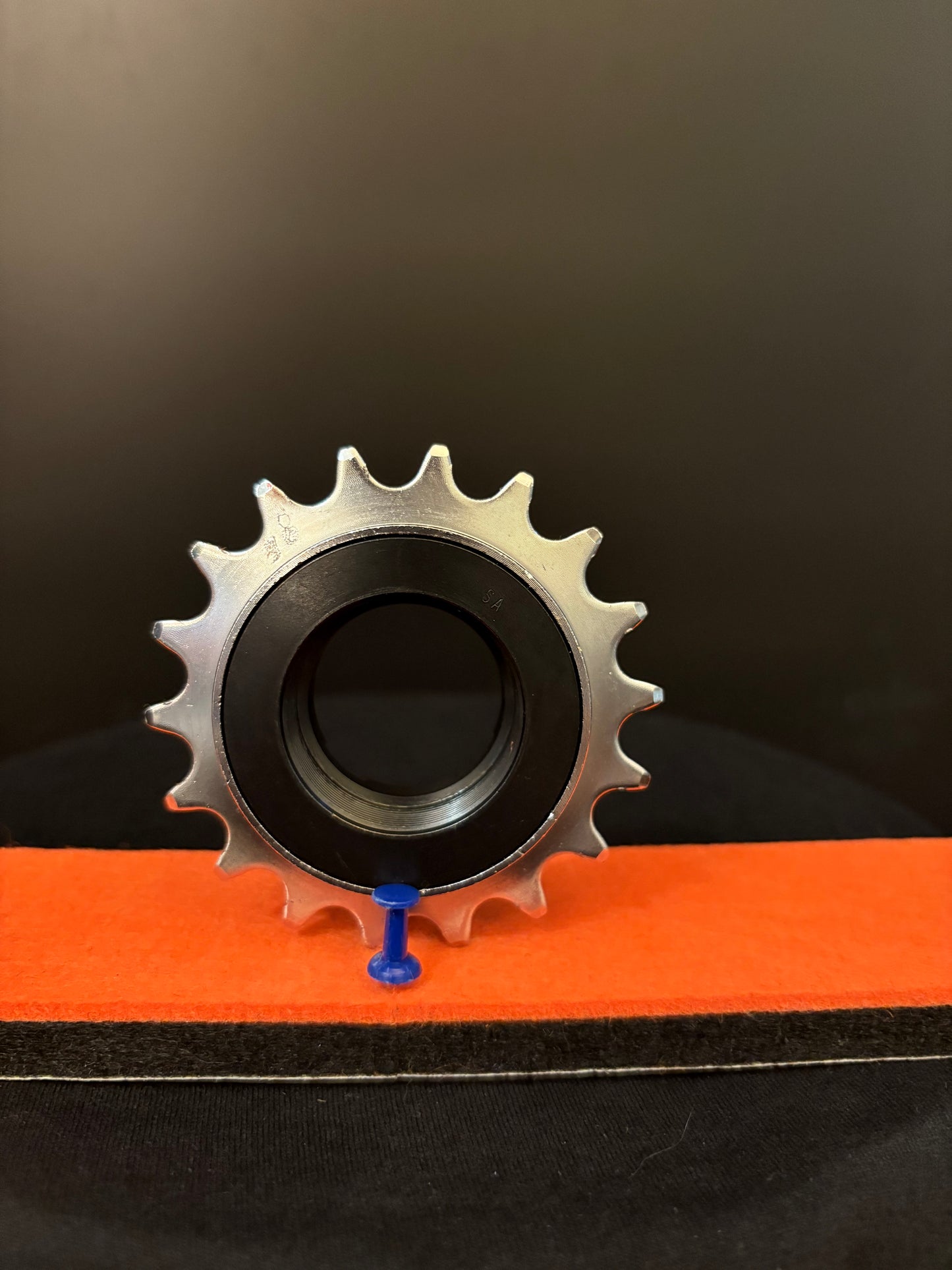 Shimano SF-MX30 Freewheel Silver 18t 3/32”