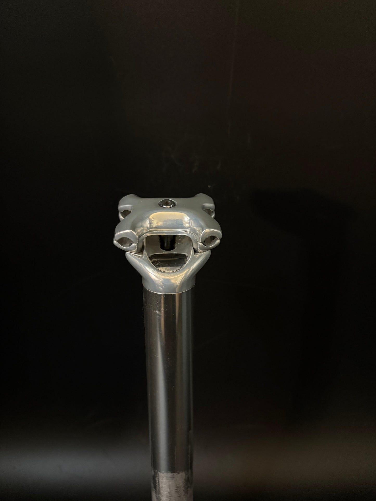 Dura Ace SP-7410 Seatpost Silver NJS 27.2 250mm