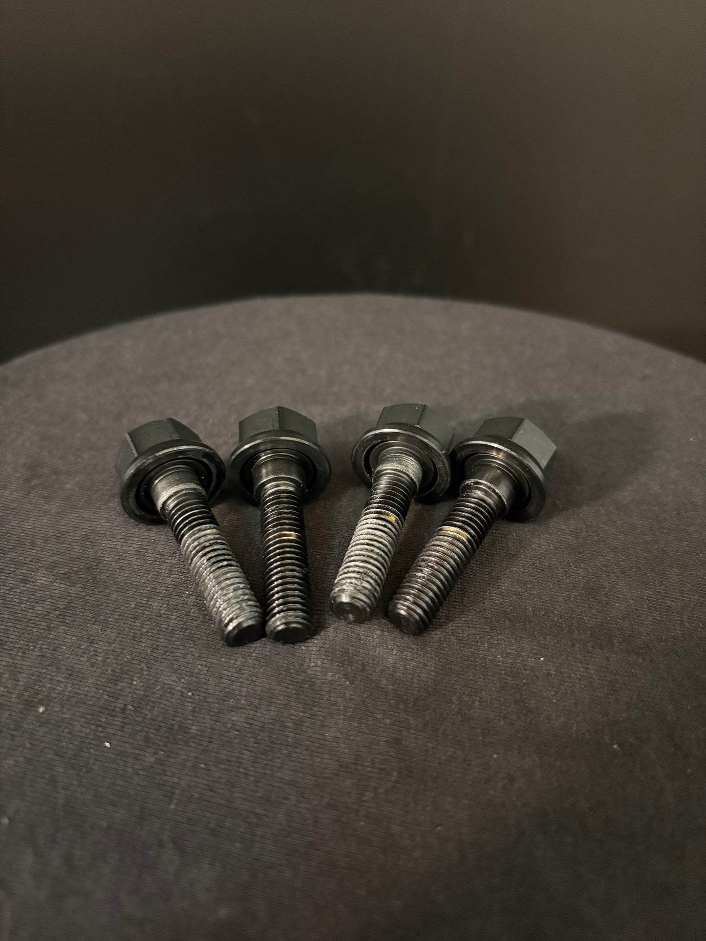 Runwell 15M8 Axle Bolts