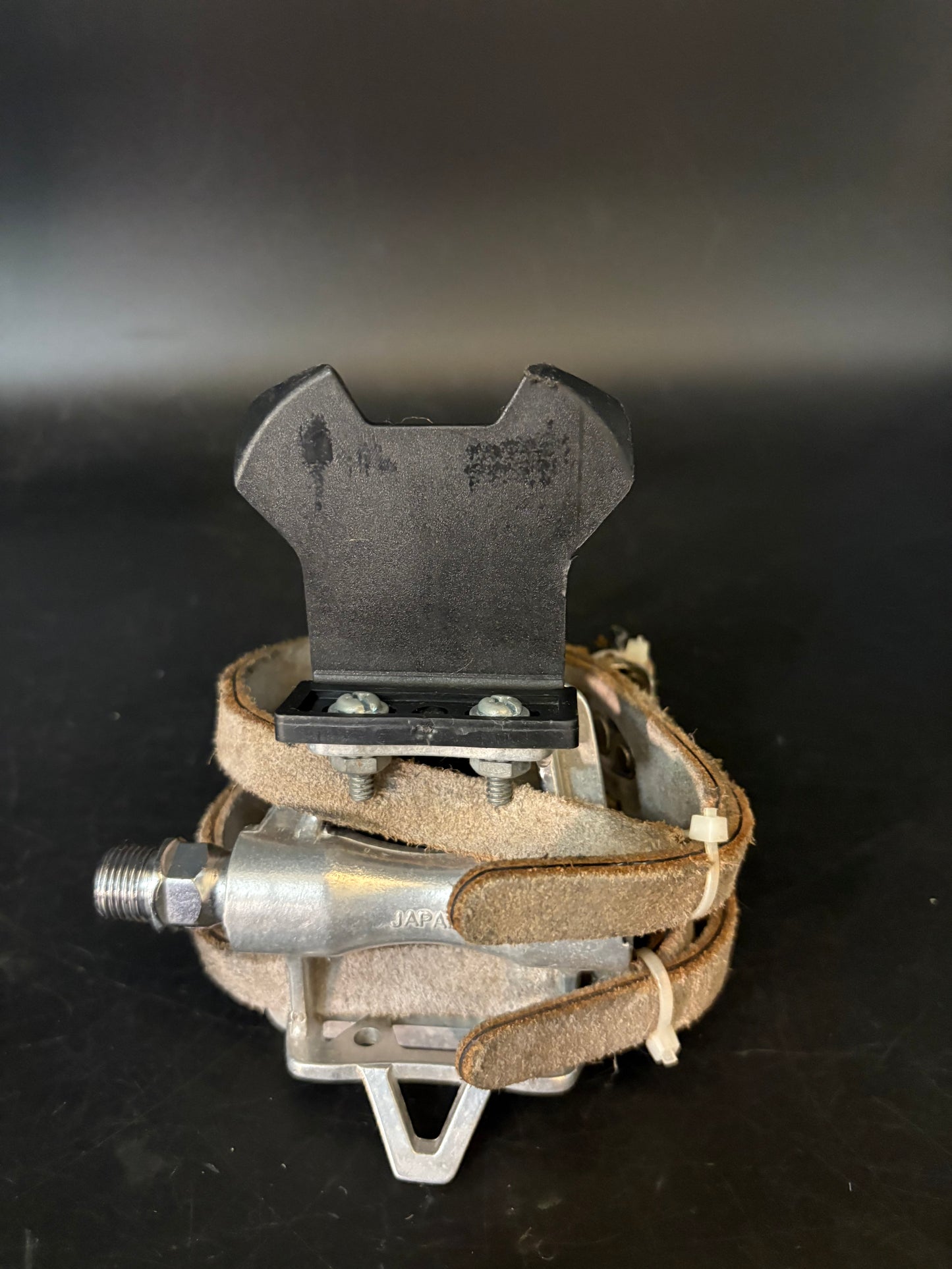 MKS GR-9 / Toshi Double Straps Pedal Setup