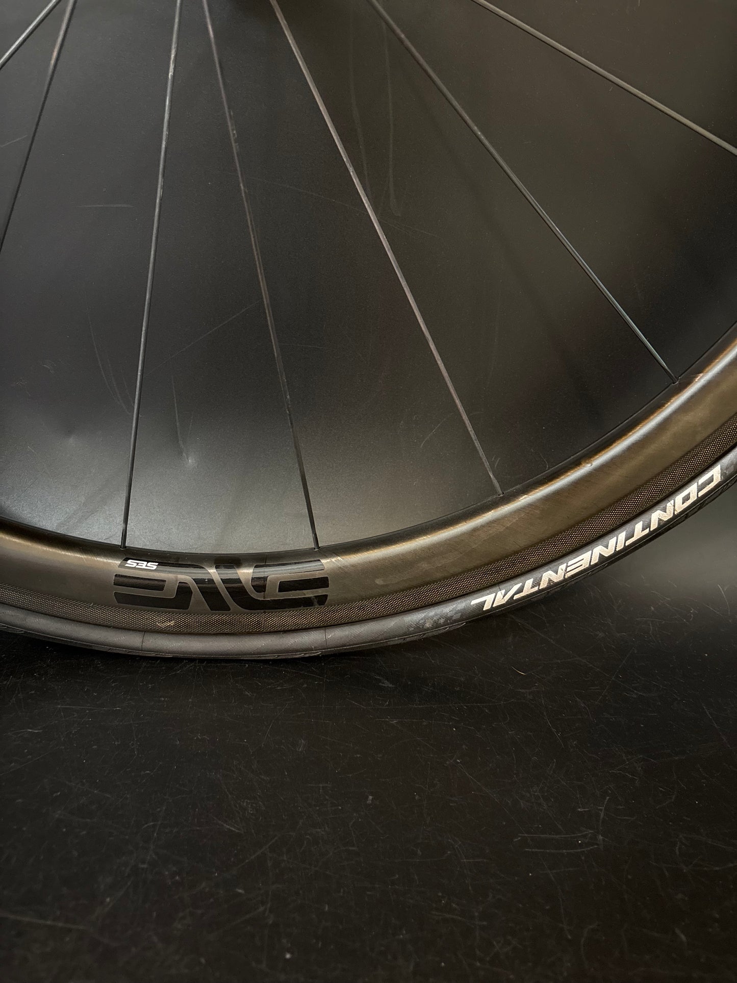 Enve SES 35mm Carbon Clincher Front Wheel Tubeless 20h