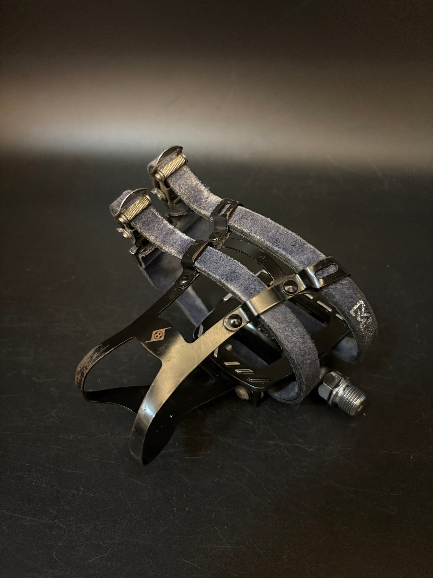 MKS GR9 Pedals Black / Mash Double Straps Pedal Setup