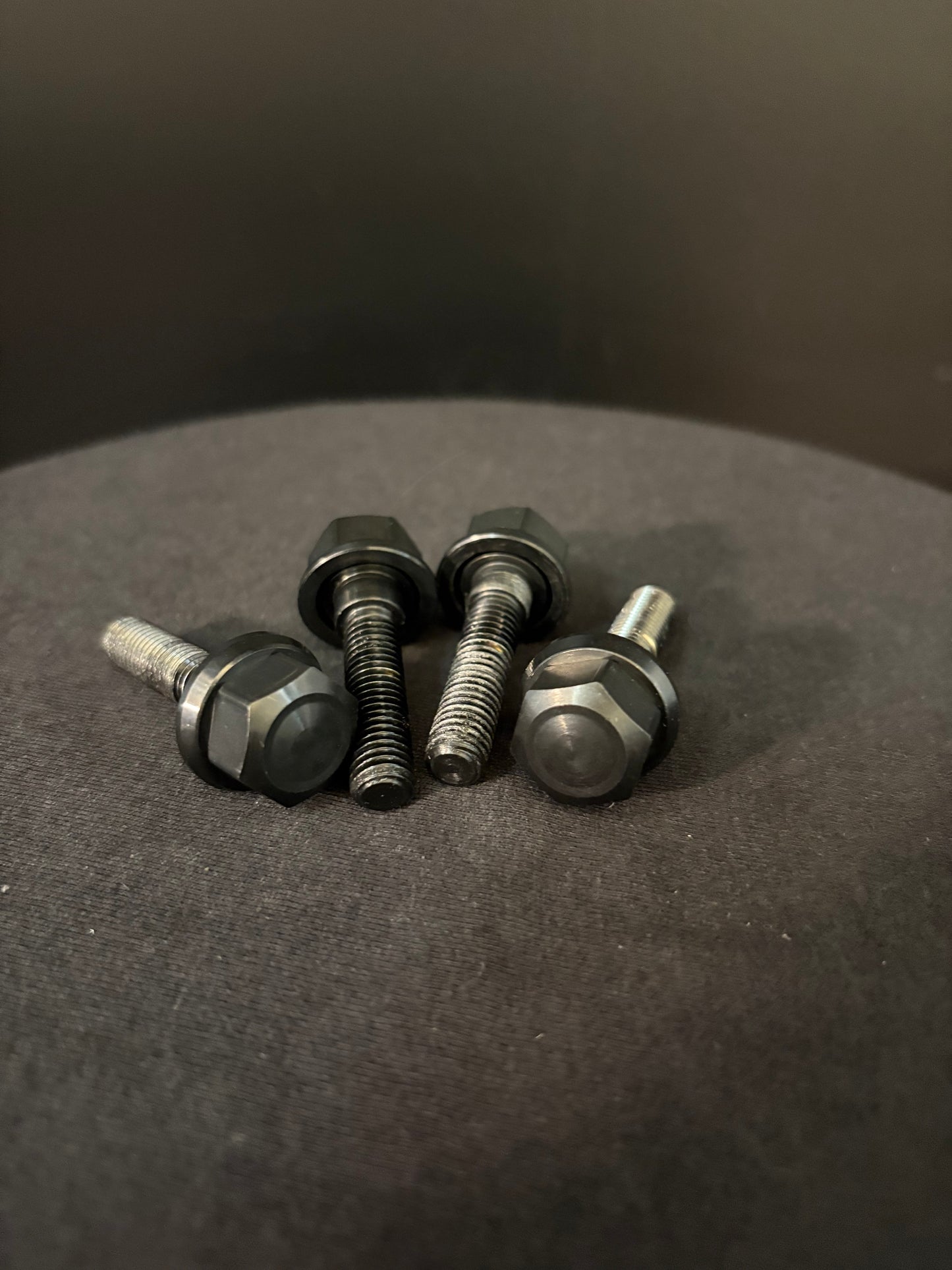 Runwell 15M8 Axle Bolts