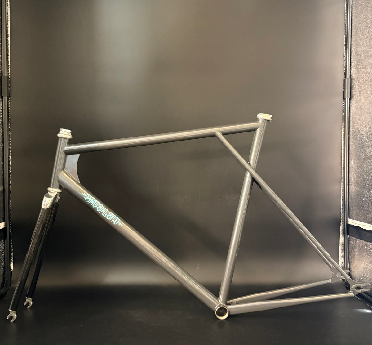 Broakland Pipe Bomb Frameset Grey Sparkle 59cm