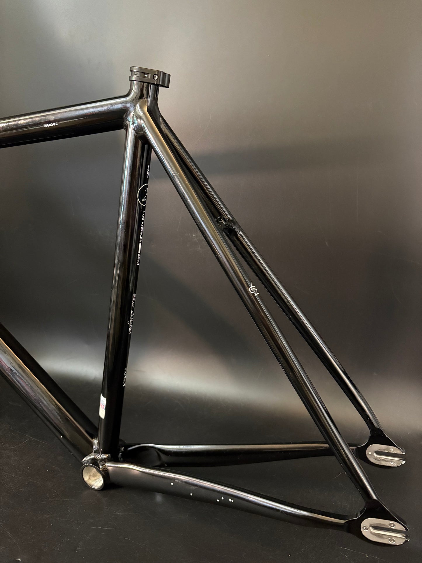 Dosnoventa Los Angeles Frameset Black Medium w/ Carbon Bars + Seatpost