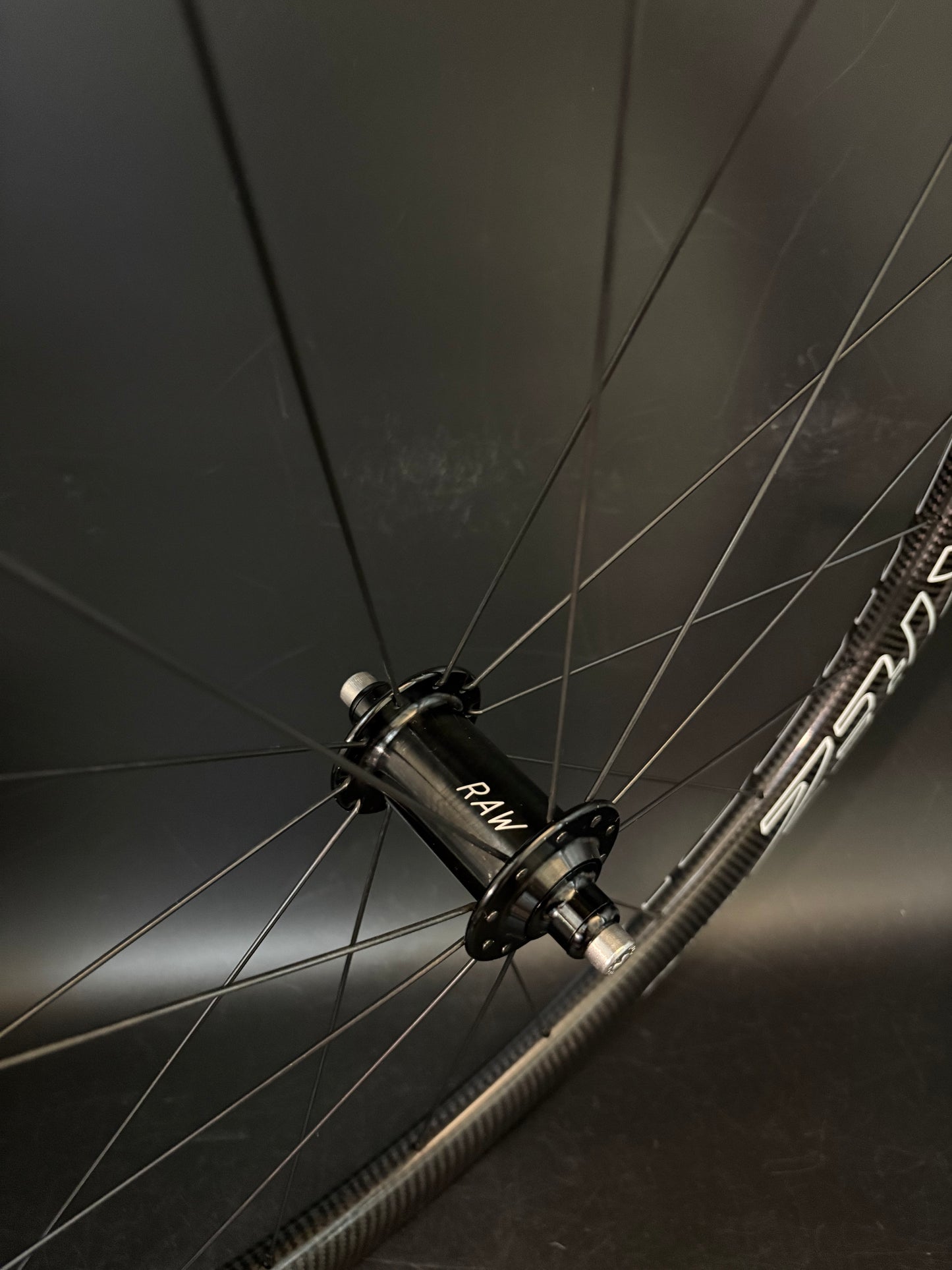 Rookiez RZR45 / Raketa Raw Wheelset Carbon 20/24h
