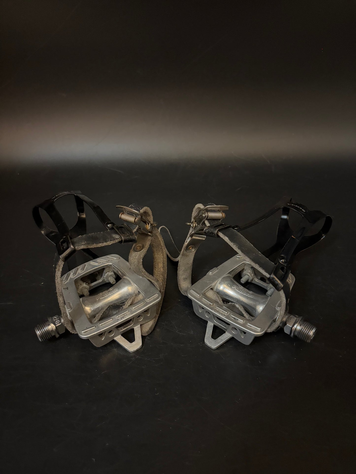 MKS GR9 / Single Straps Pedal Setup