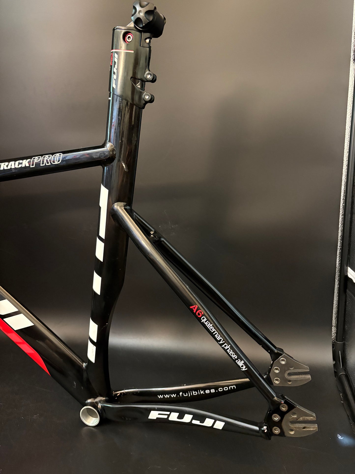 Fuji Track Pro Frameset Red/Black 54cm