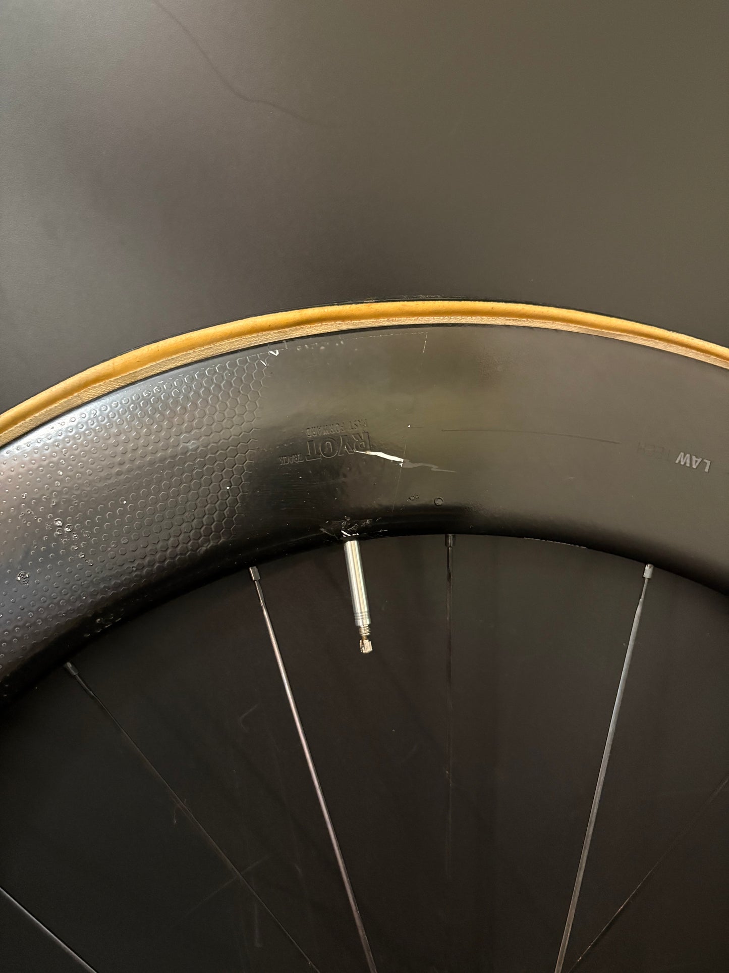 FFWD Ryot 77 Carbon Tubular Wheelset 20/24h
