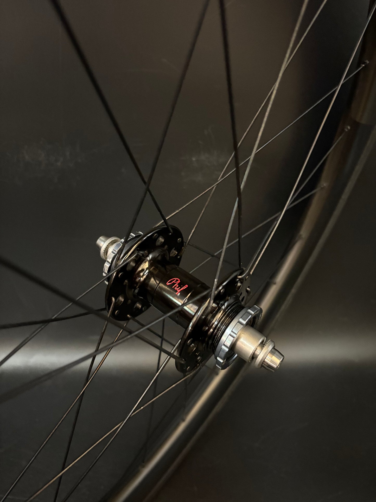 Astral Veil 6 Carbon Clincher / Phil Wood Pro HF Wheelset Black 24h