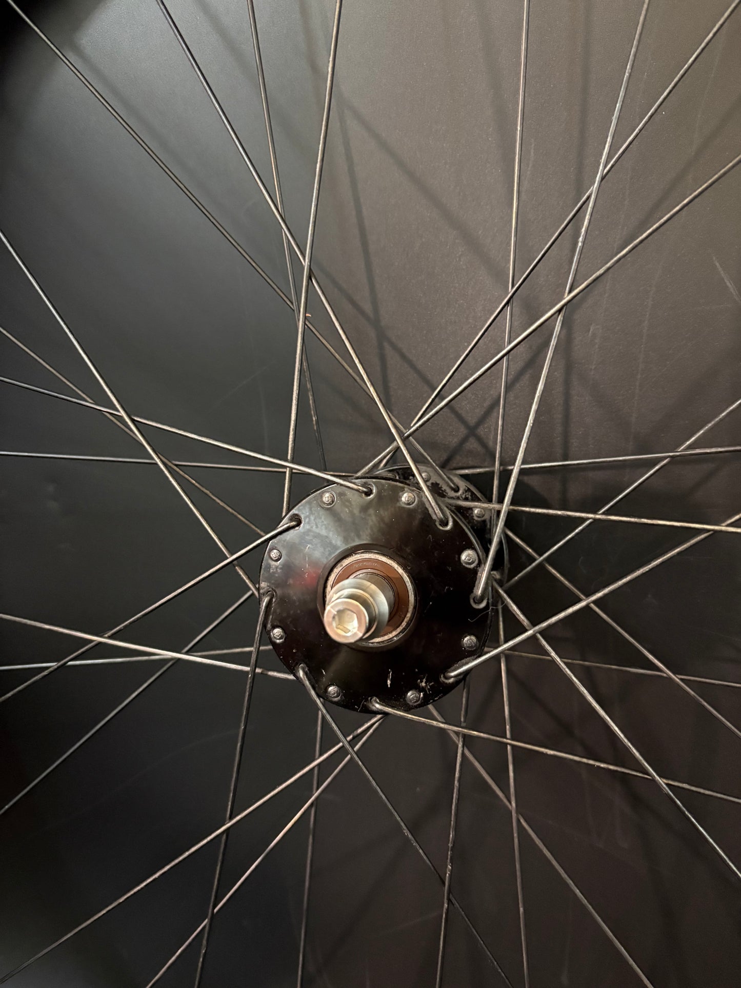 Velocity B43 Black / Phil Wood Front Wheel 32h
