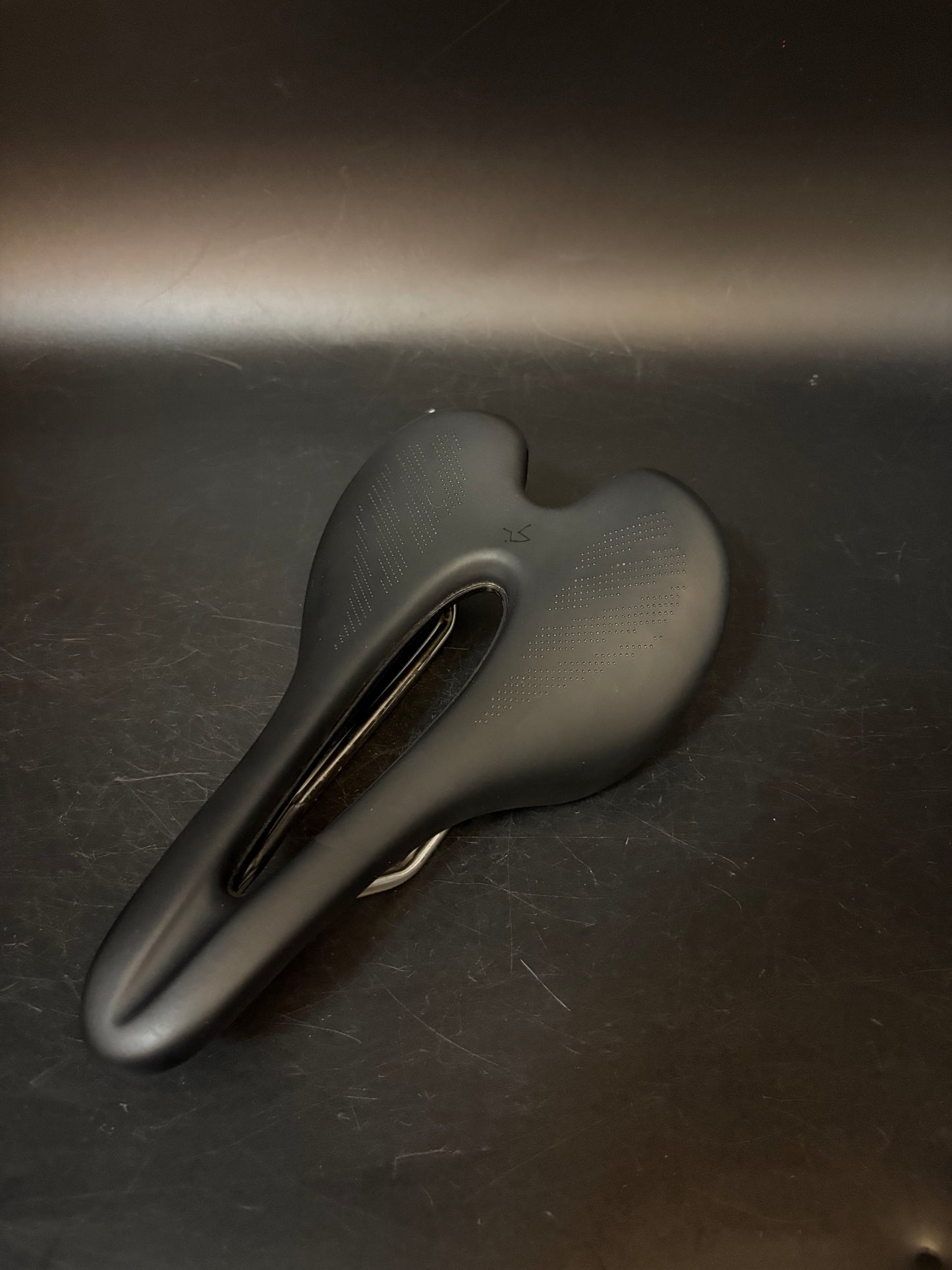 Form Cycling Throne RS Saddle Black