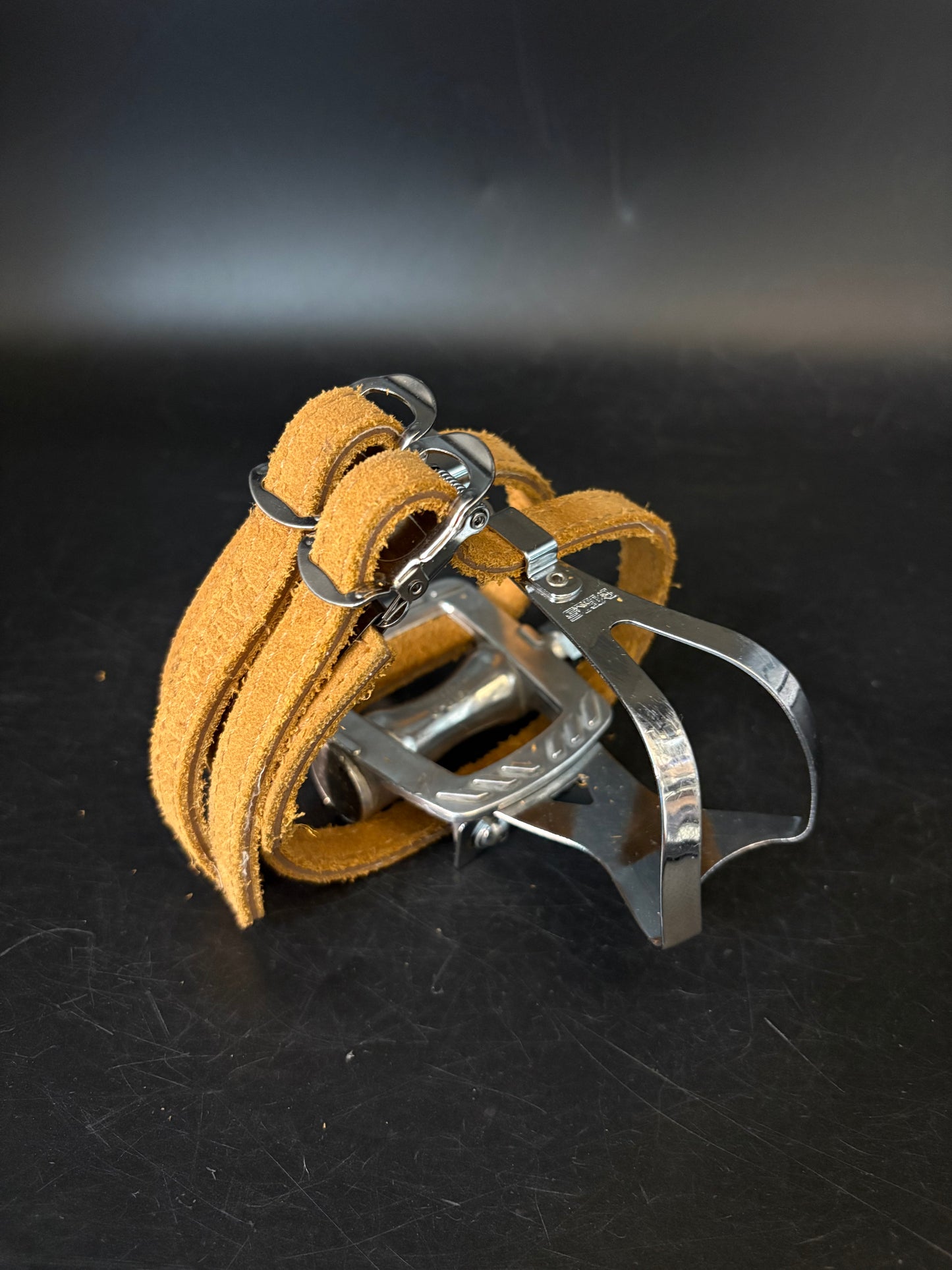 MKS GR-9 / Unbranded Double Straps Pedal Setup