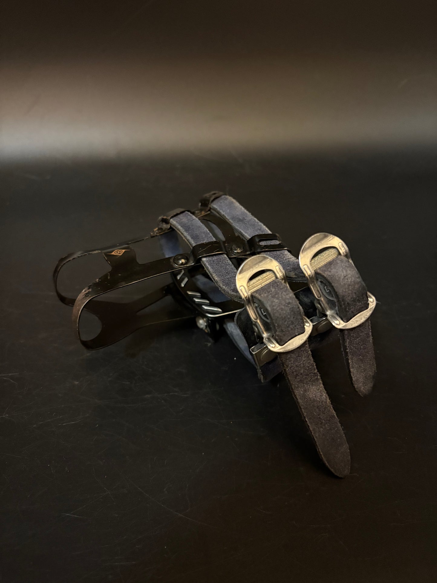 MKS GR9 Pedals Black / Mash Double Straps Pedal Setup