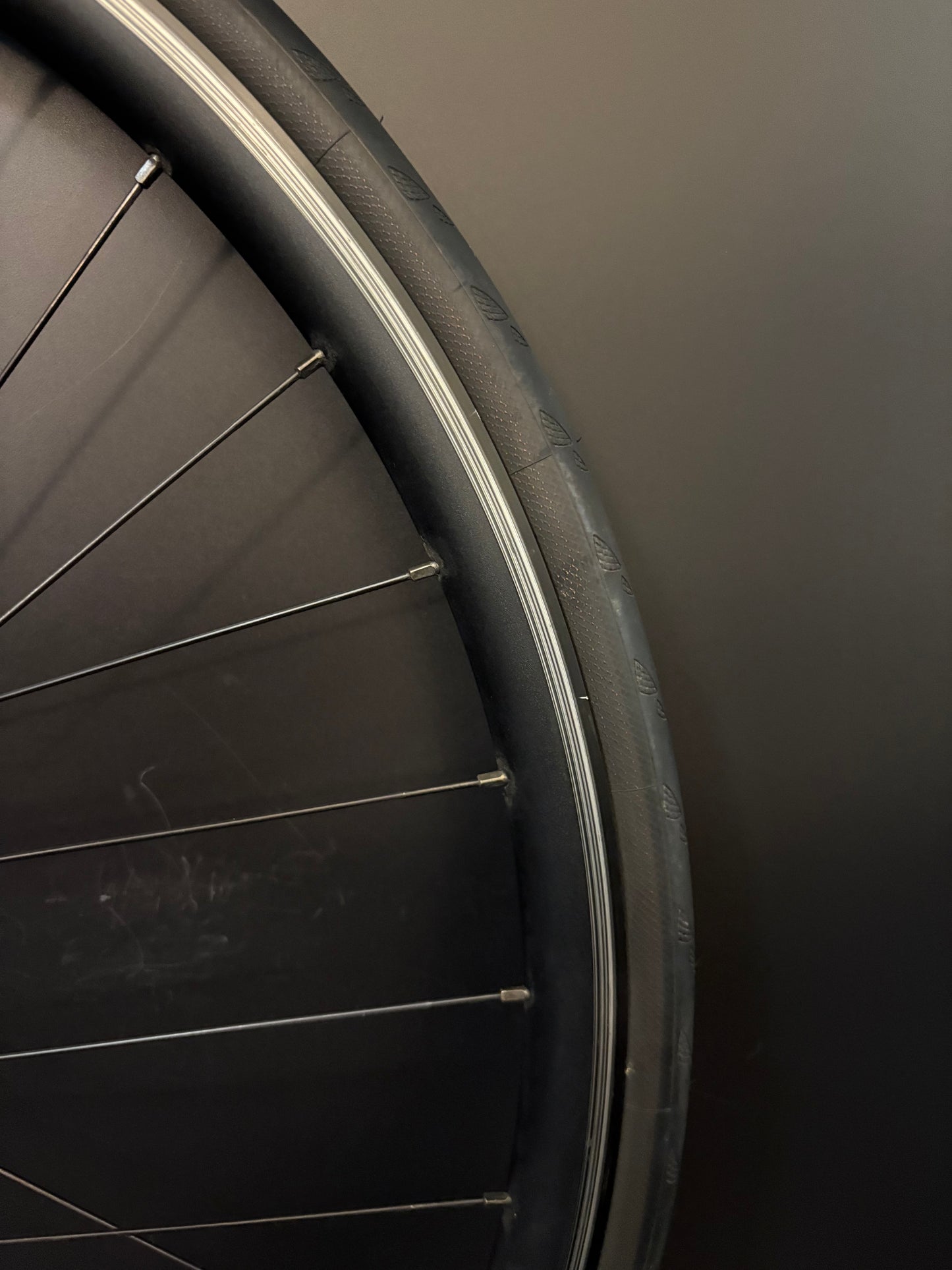 H Plus Son Archetype / Phil Wood HF Black Wheelset 32h