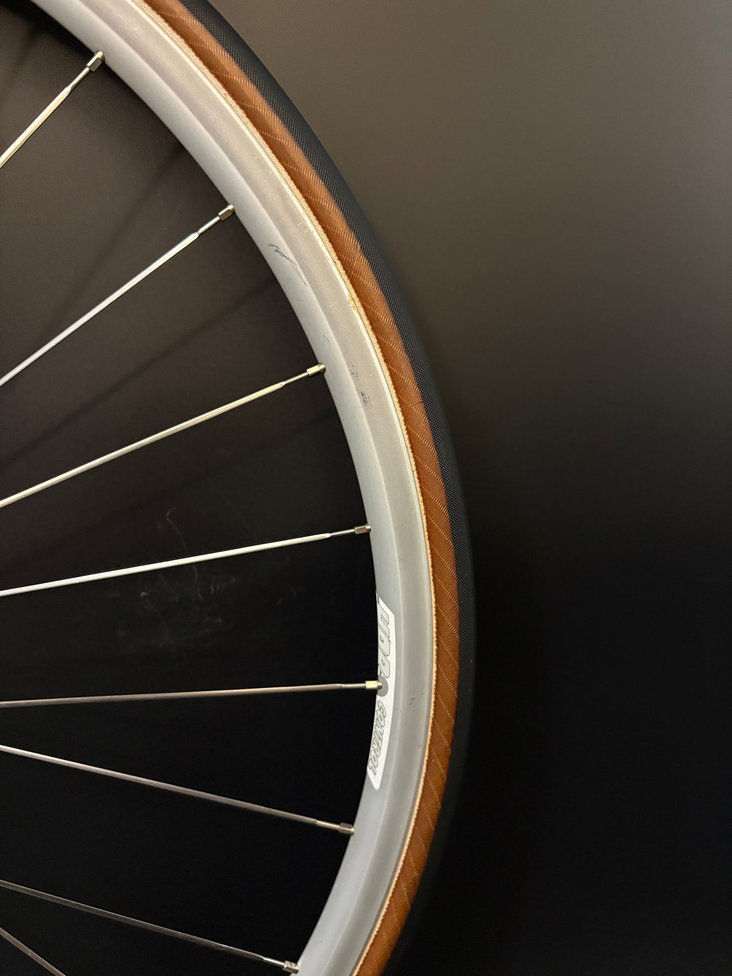 Campagnolo Seoul 88 Tubular / Suntour Superbe + Dura Ace Wheelset Silver 28h