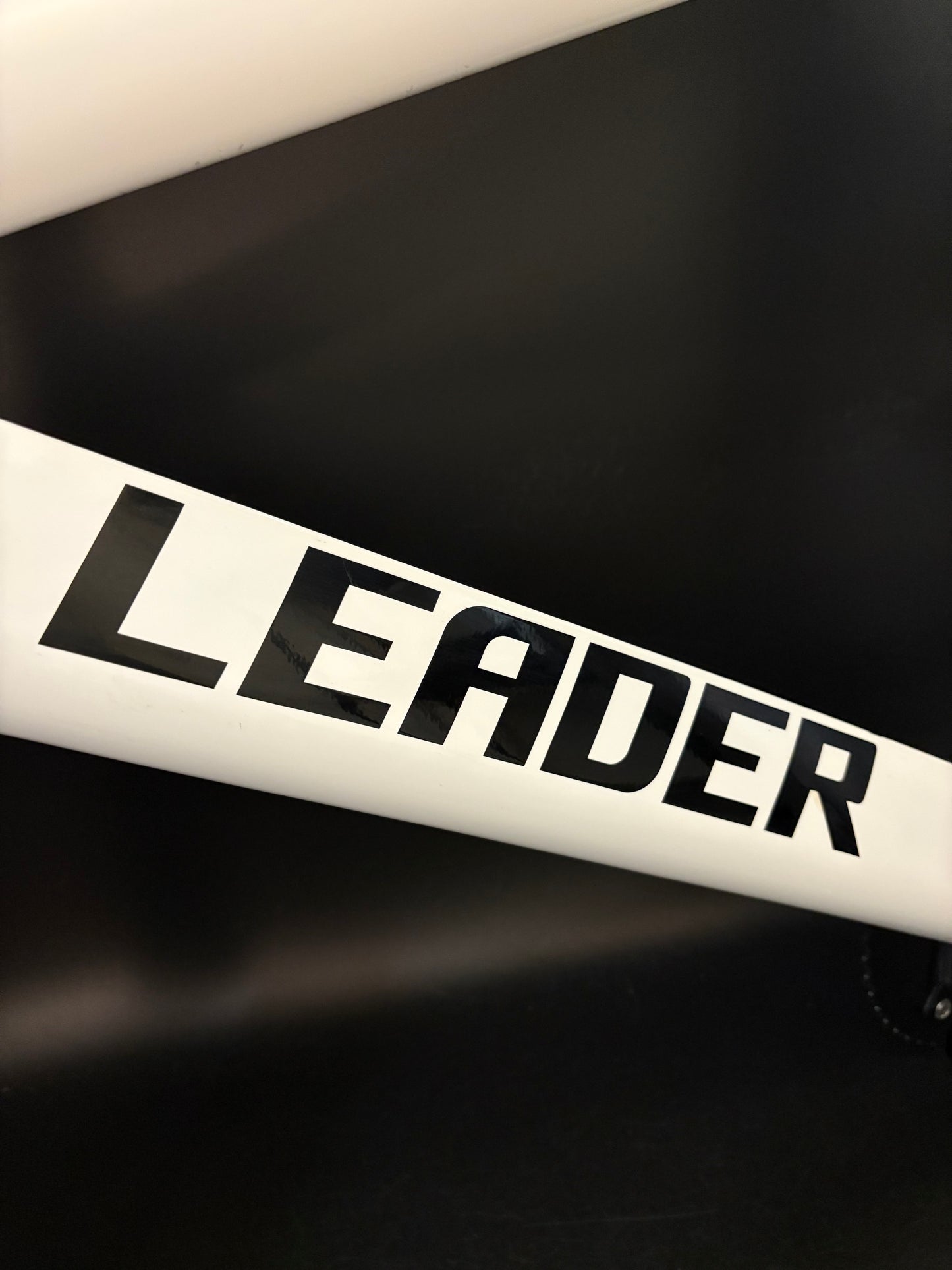 Leader 735 Frameset White 56cm w/ Stem + Bars + Saddle + Seatpost + Crankset