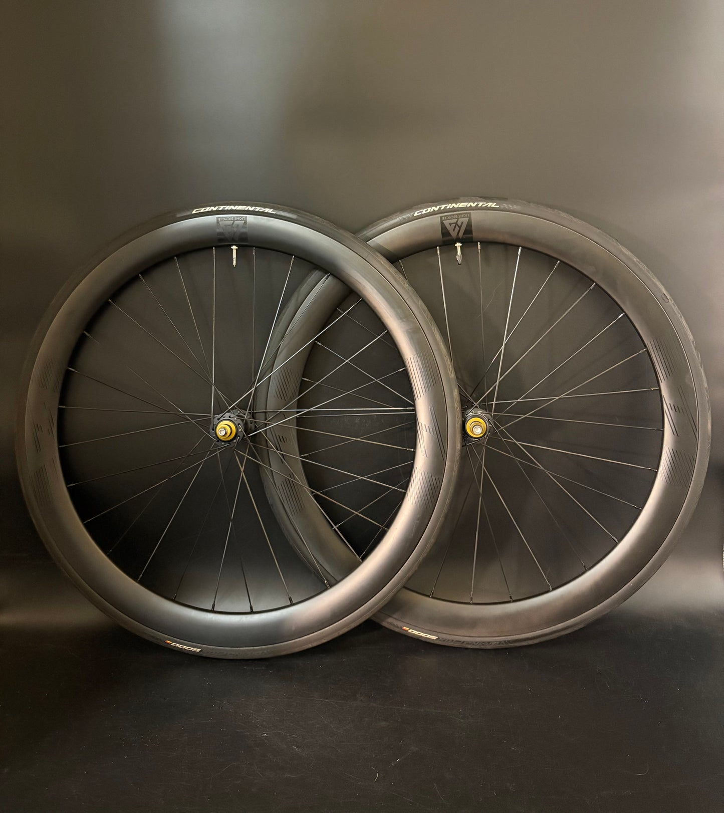 Light Bicycle 50mm Carbon Clincher / Lazarus Loop Wheelset 28h