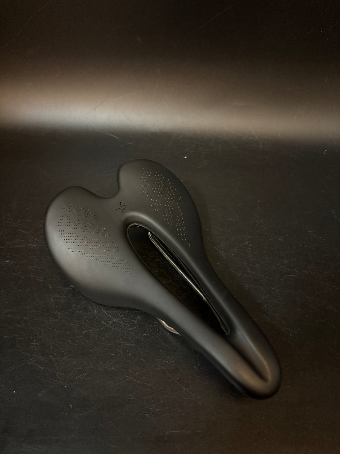 Form Cycling Throne RS Saddle Black