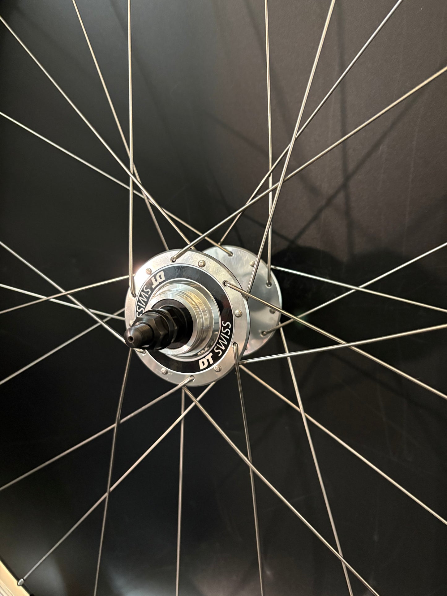 H Plus Son Archetype Silver / DT Swiss Wheelset 20/24h